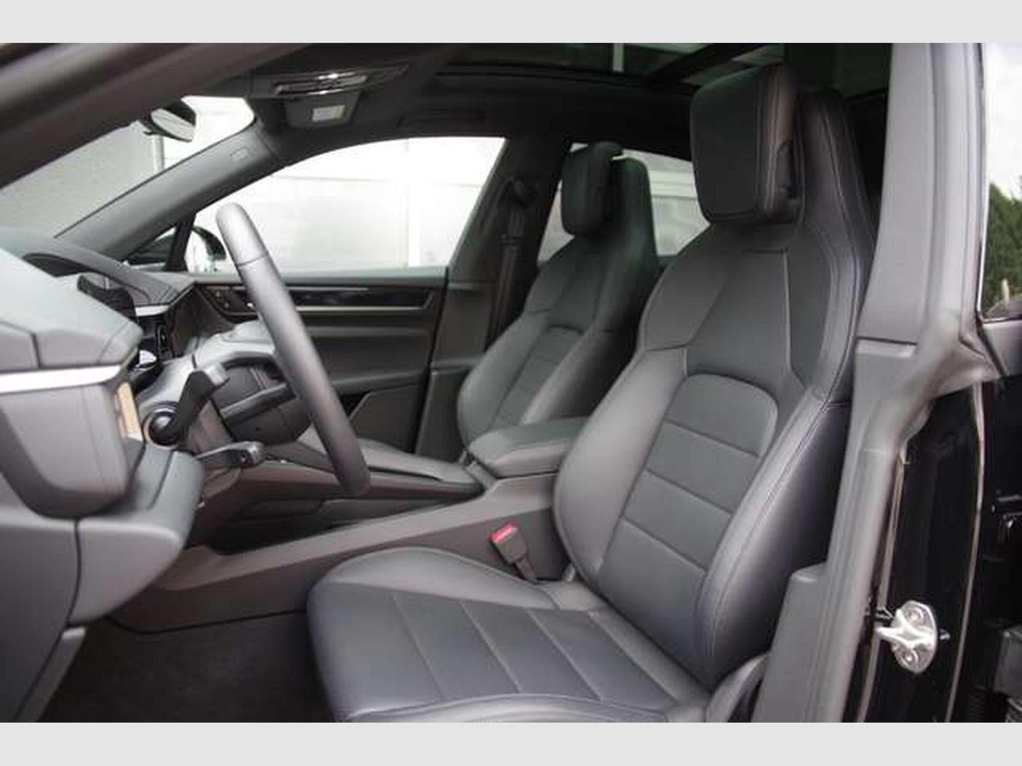 Porsche Macan Macan 4*21"MacanDesign,ACC,AHK,PANO,BOSE,HeadUp* (2025) - Photo 6