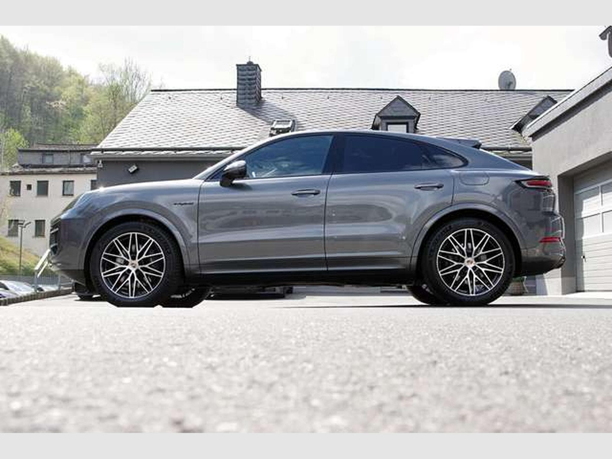 Porsche Cayenne Cayenne Coupe E-Hybrid Black Edition*BFD,Head-Up (2026) - Foto 3