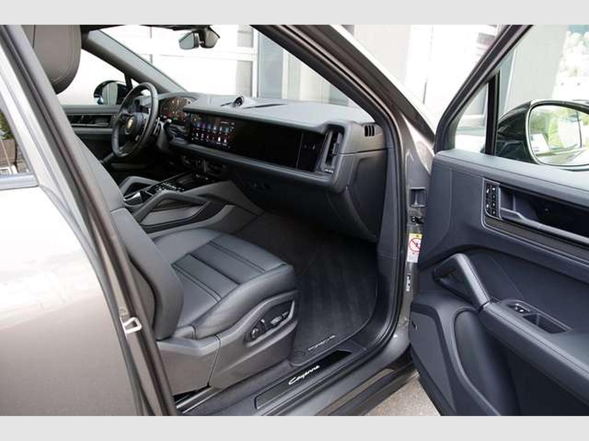 Porsche Cayenne Cayenne Coupe E-Hybrid Black Edition*BFD,Head-Up (2026) - Foto 7