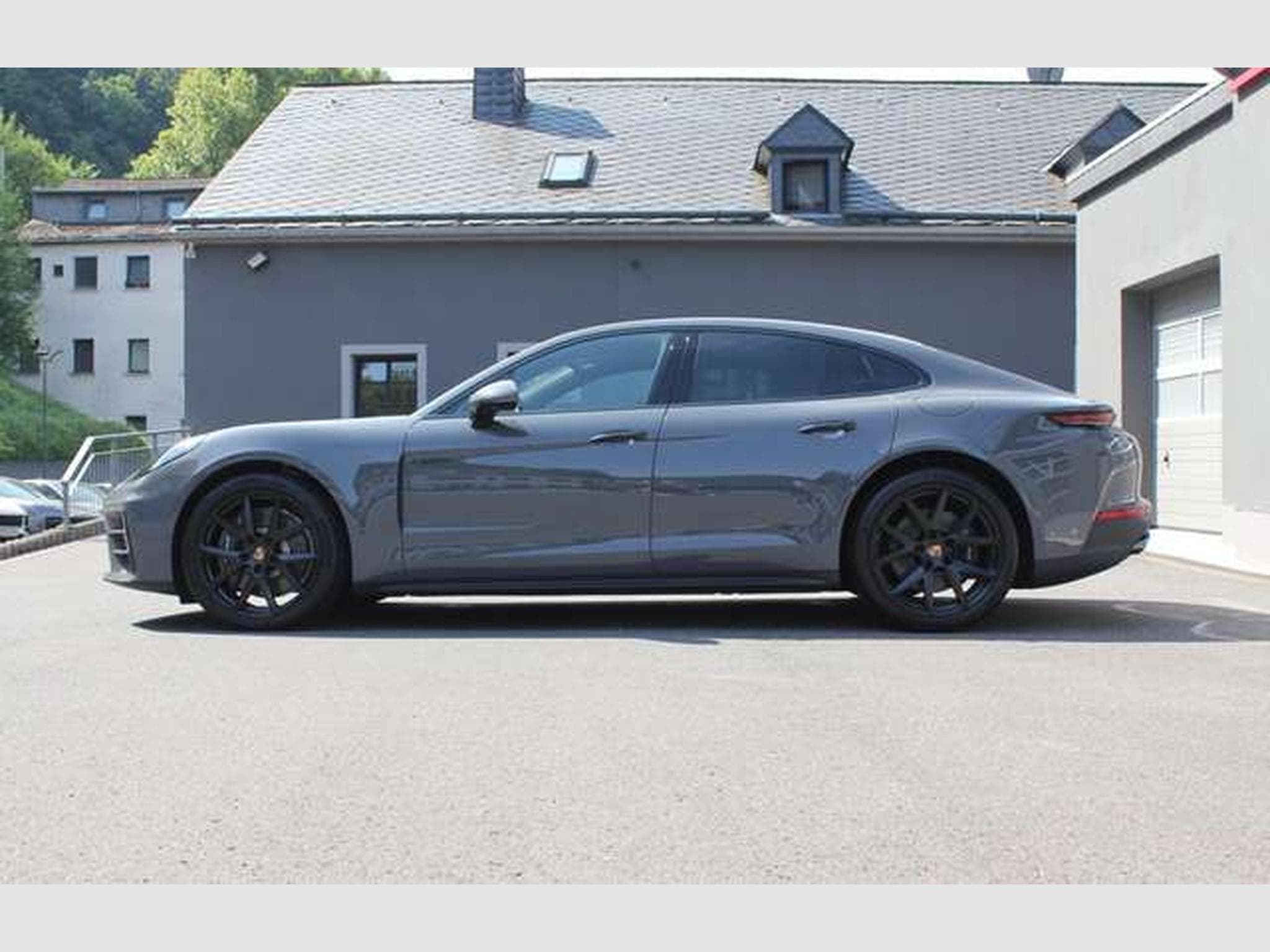 Porsche Panamera Panamera 4 E-Hybrid*21"SportDesign,ACC,BOSE,PANO (2025) - Foto 3