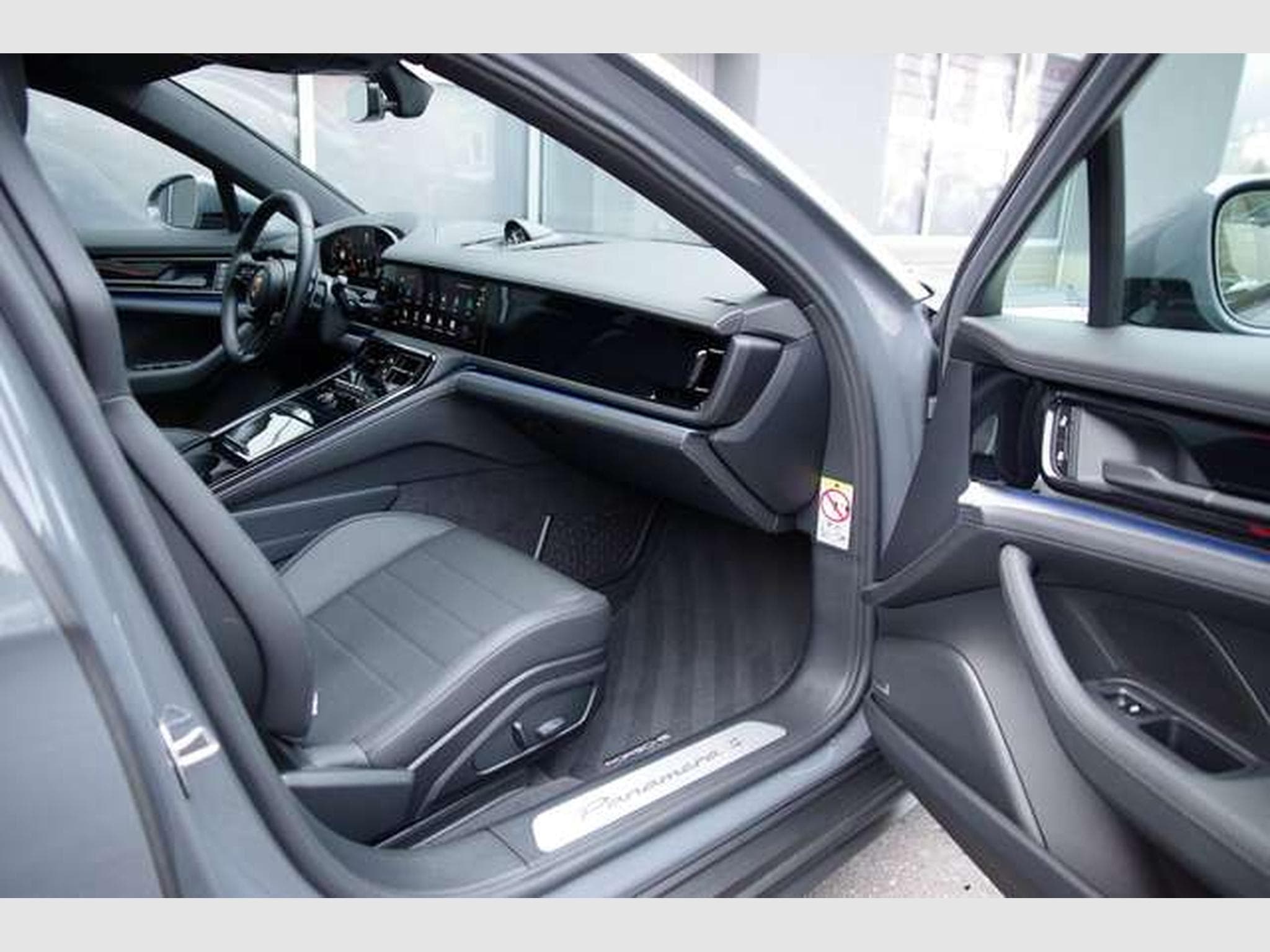 Porsche Panamera Panamera 4 E-Hybrid*21"SportDesign,ACC,BOSE,PANO (2025) - Foto 7
