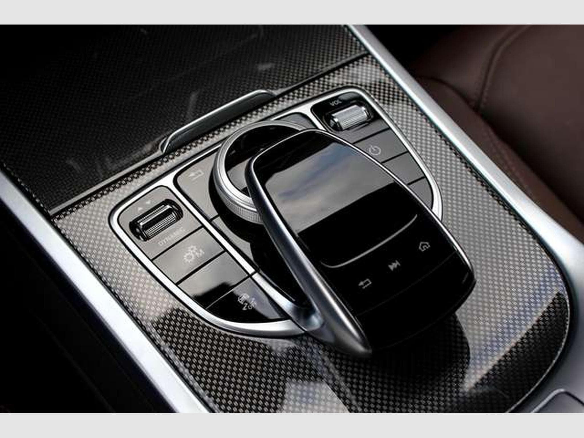 Mercedes G 400 G 400 d Exclusive*NightPaket,AHK,Carbon,Standhz* (2023) - Photo 15