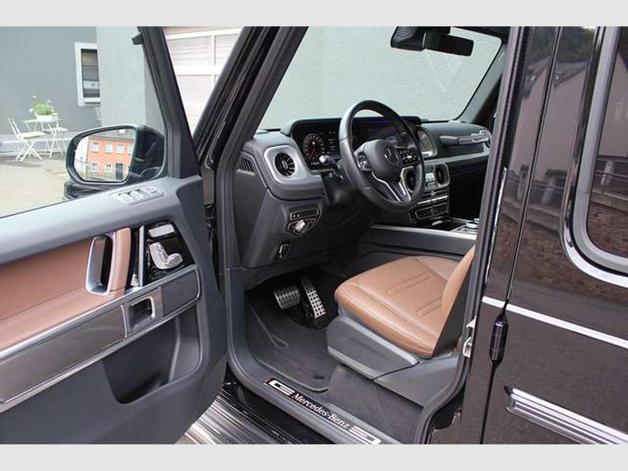 Mercedes G 400 G 400 d Exclusive*NightPaket,AHK,Carbon,Standhz* (2023) - Photo 4