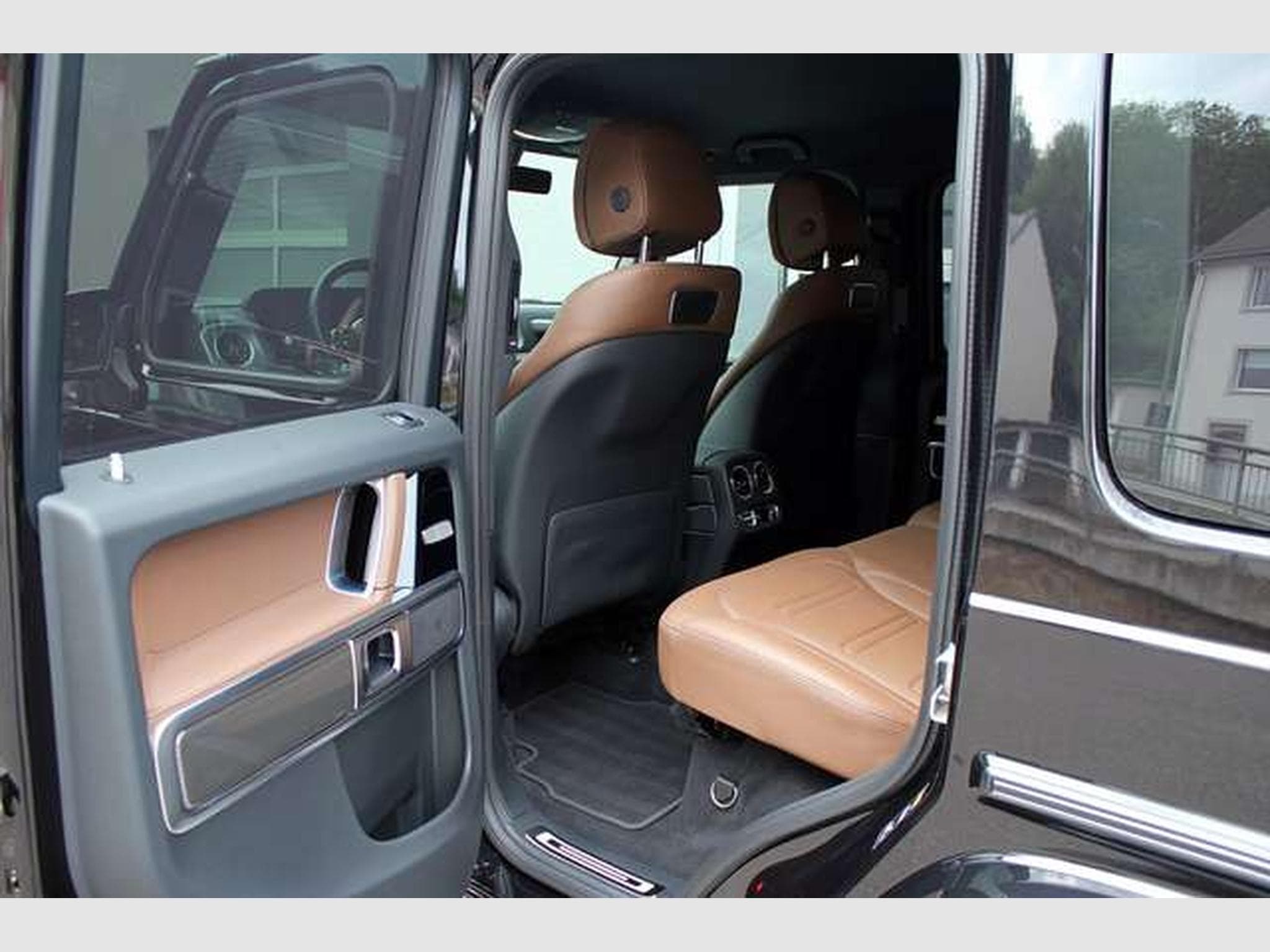 Mercedes G 400 G 400 d Exclusive*NightPaket,AHK,Carbon,Standhz* (2023) - Photo 7