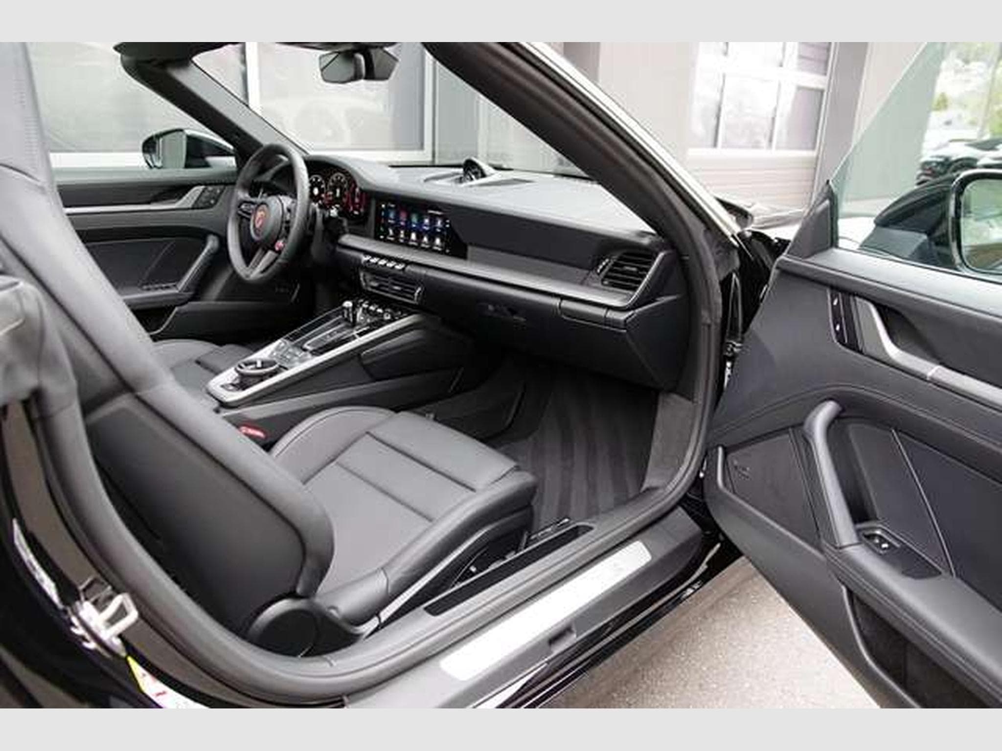 Porsche 911 992.2 4S*ACC,BOSE,Chrono,Sitzlüftung,14Wege,360° (2025) - Foto 6