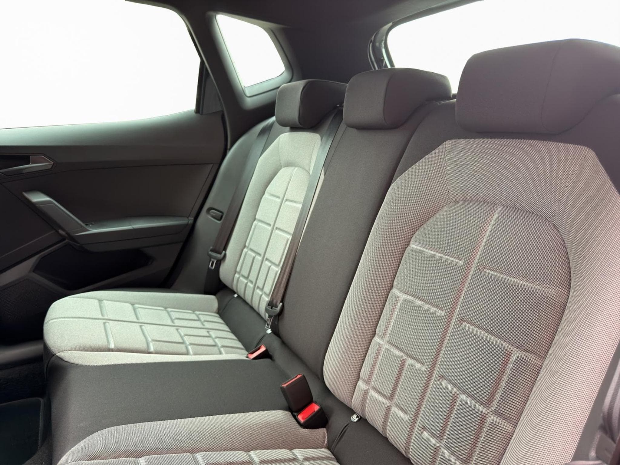 Seat Arona FR - Black Edition (2026) - Photo 10