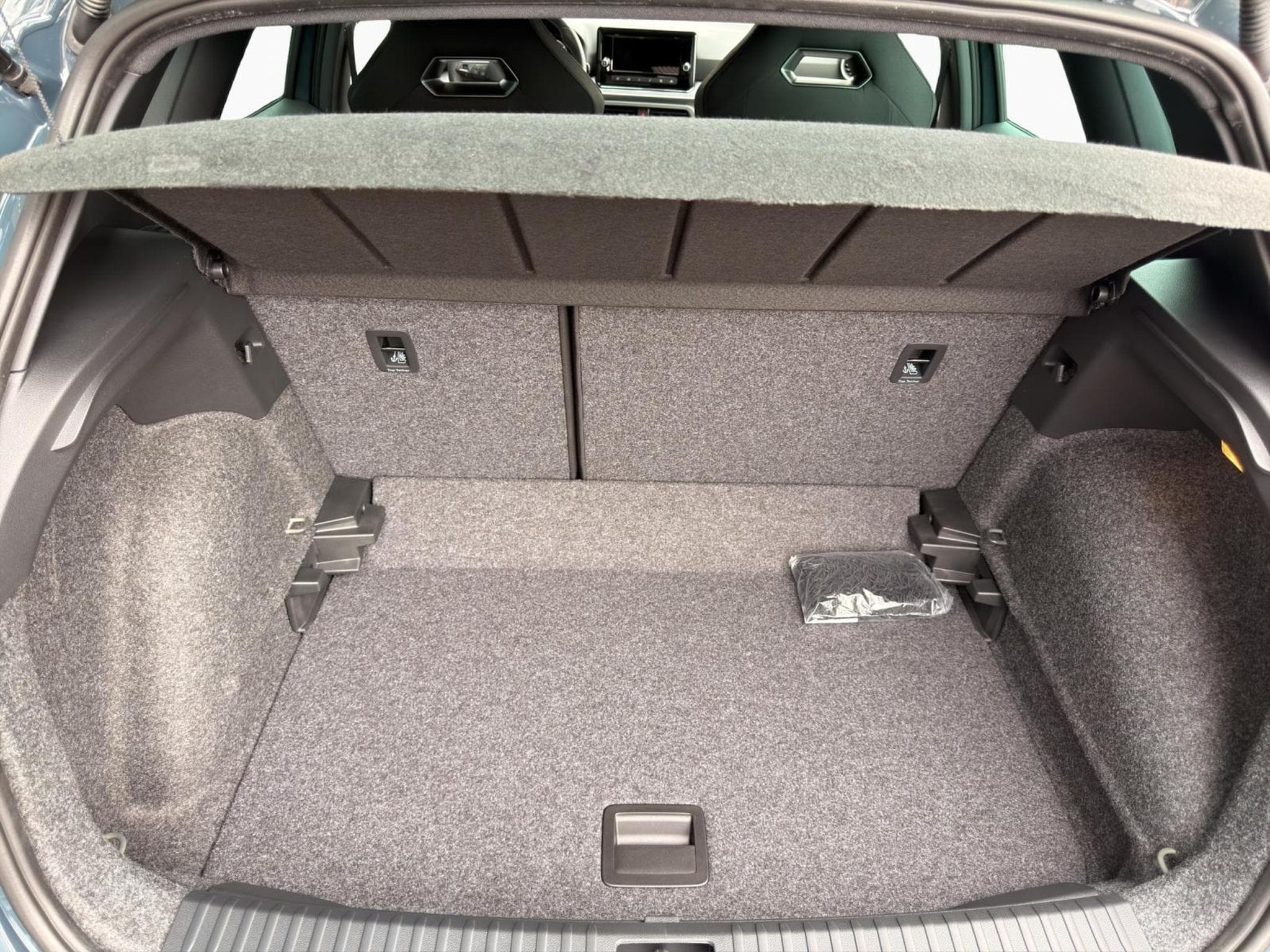 Seat Arona FR - Black Edition (2026) - Photo 11