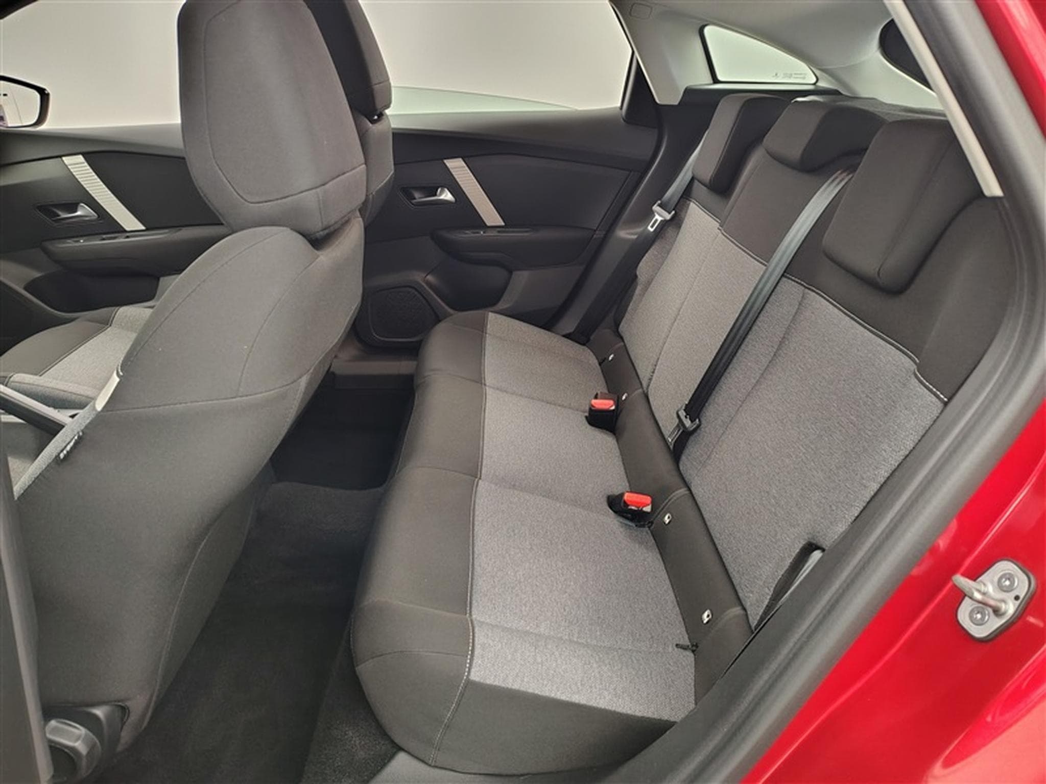 Citroen C4 1.2 PureTech Live S&S (EU6.4) (2022) - Photo 13