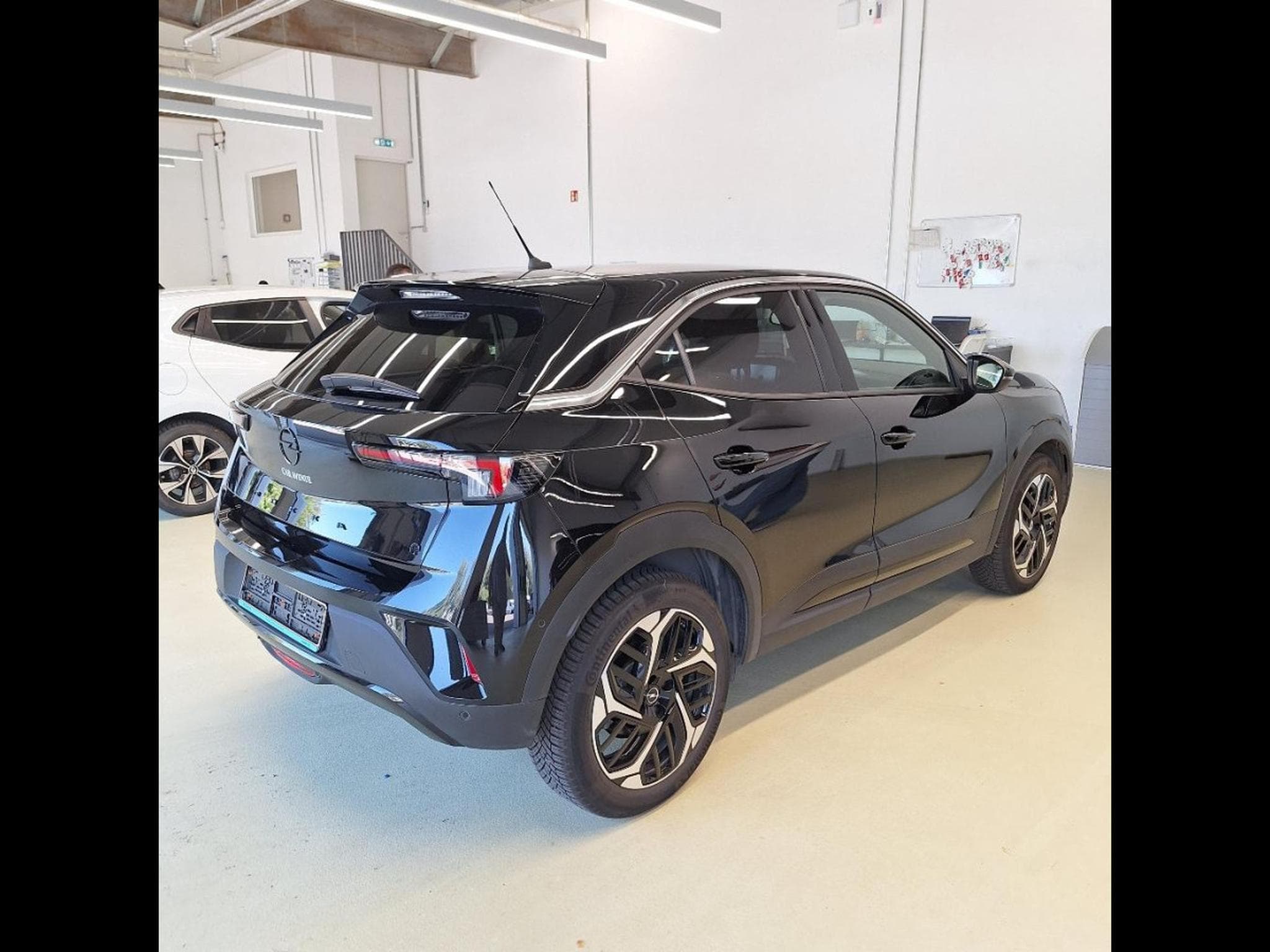 Opel Mokka BEV 54KWH LONG RANGE ULTIMATE AUTO *360°* ACC* (2024) - Foto 5