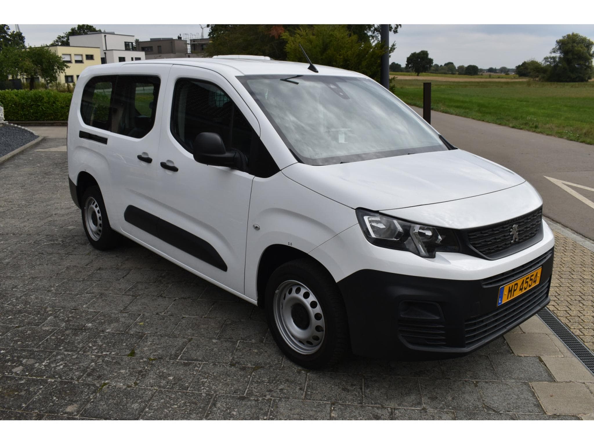 Peugeot Partner 1,5 HDI Maxi 3 places 57000km TVA Comprise (2021) - Foto 3