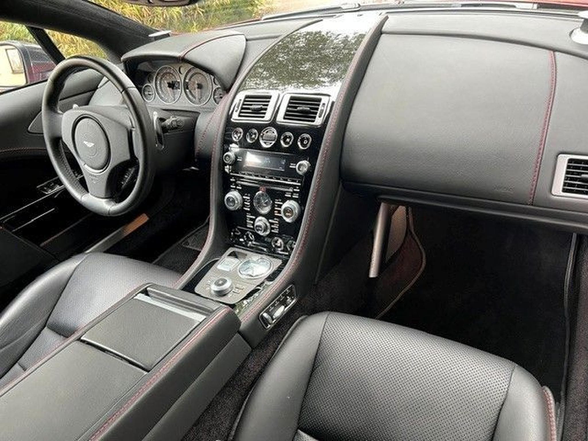 Aston-Martin Rapide S 6.0 S Touchtronic Auto (2013) - Photo 6