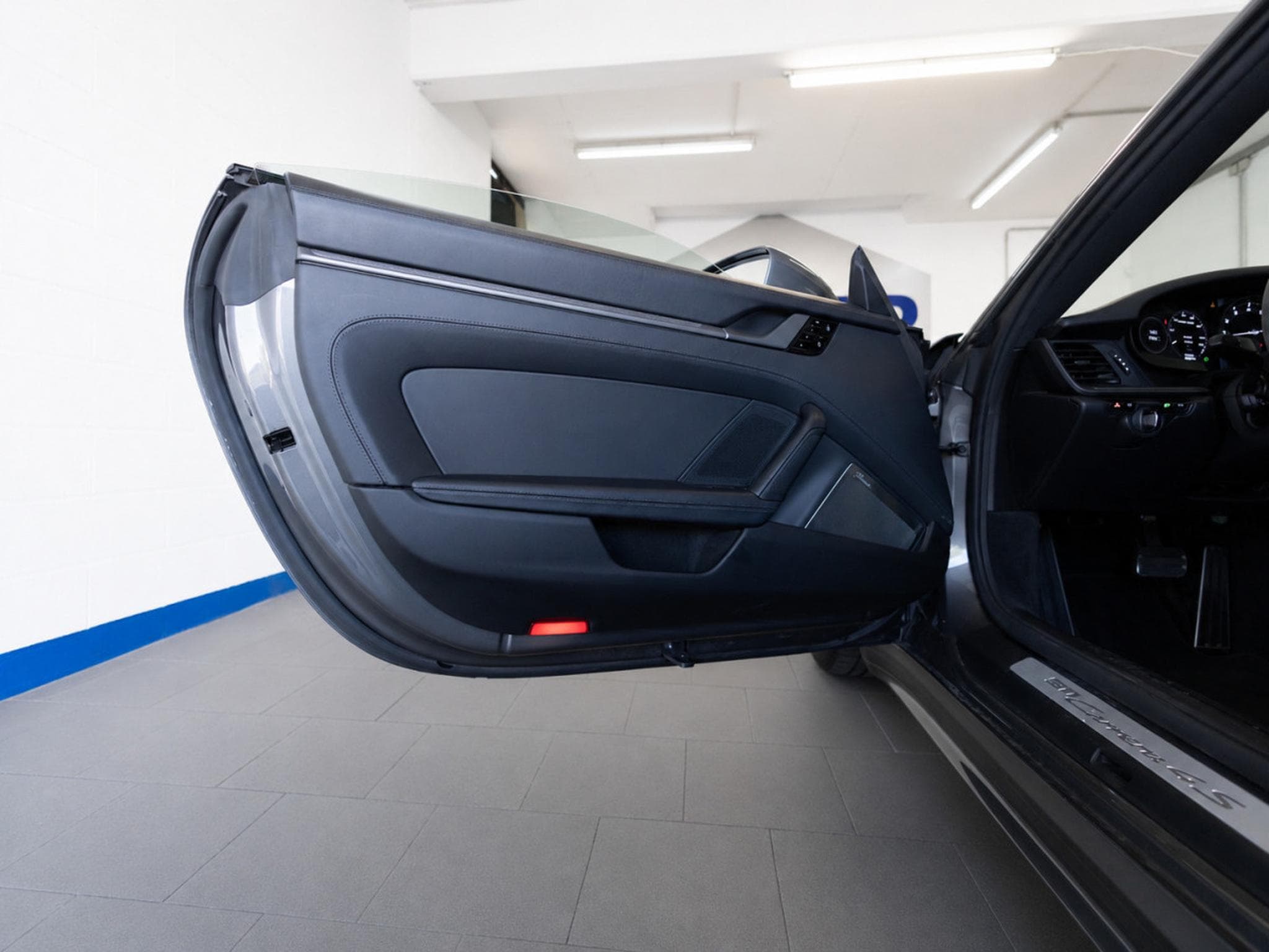 Porsche 911 911 Carrera 4S - SportDesign - Pano - Burgmaster - SHD (2019) - Photo 16