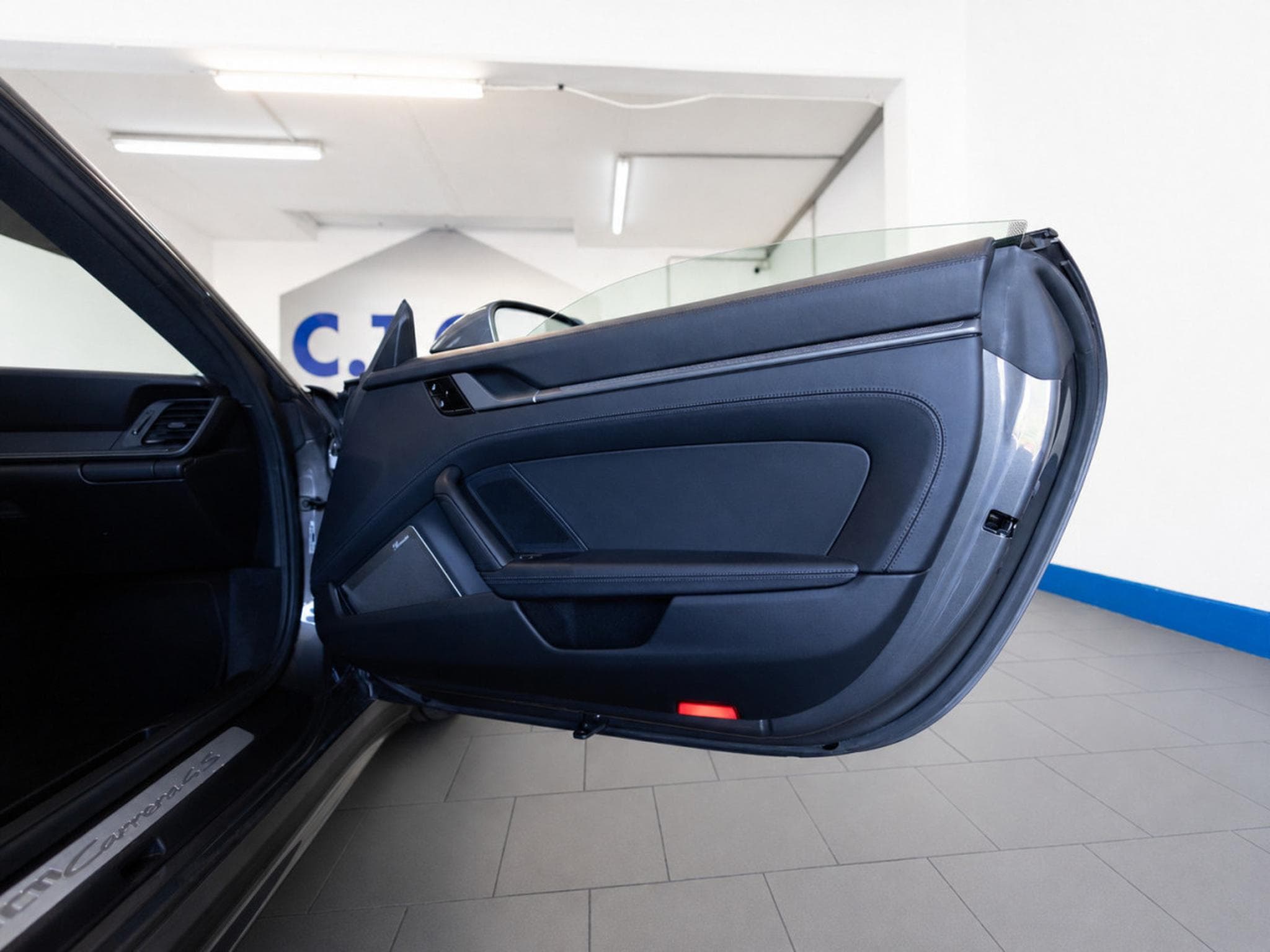 Porsche 911 911 Carrera 4S - SportDesign - Pano - Burgmaster - SHD (2019) - Photo 17