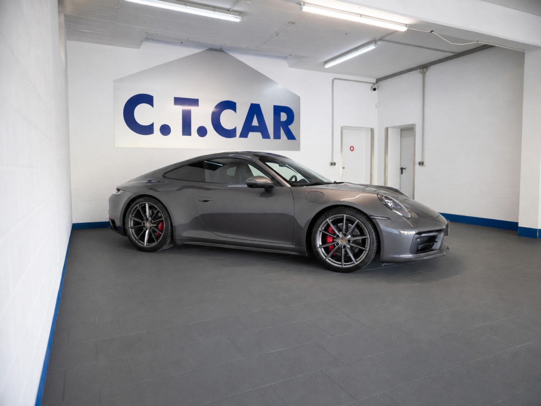 Porsche 911 911 Carrera 4S - SportDesign - Pano - Burgmaster - SHD (2019) - Photo 2