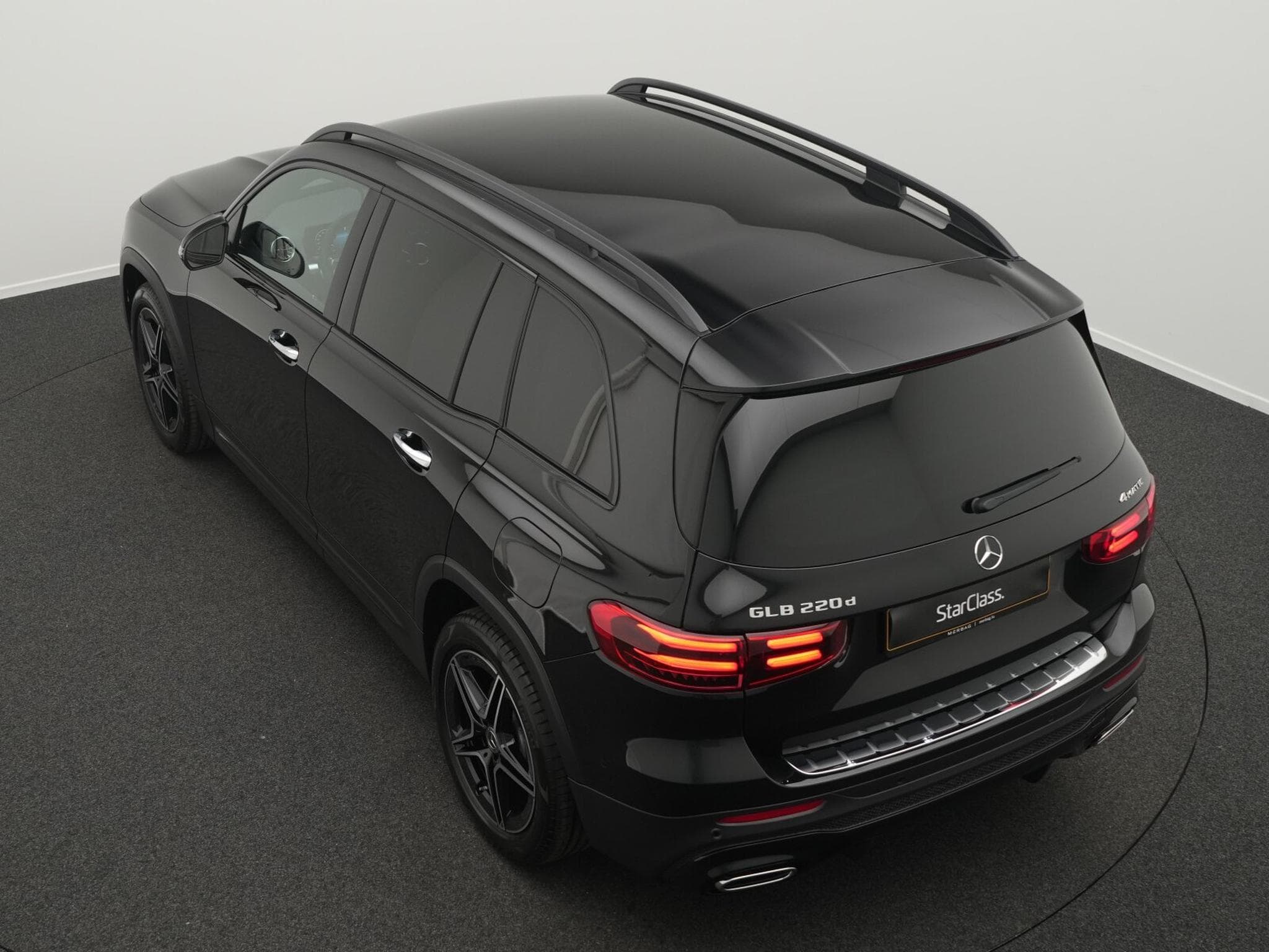 Mercedes GLB 220 d 4MATIC Multi+AHK+Totw+Burm+Night (2025) - Foto 13