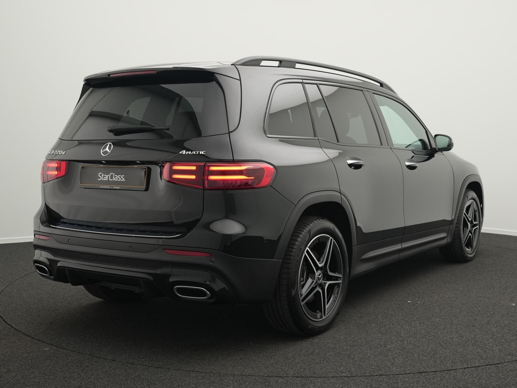 Mercedes GLB 220 d 4MATIC Multi+AHK+Totw+Burm+Night (2025) - Foto 3