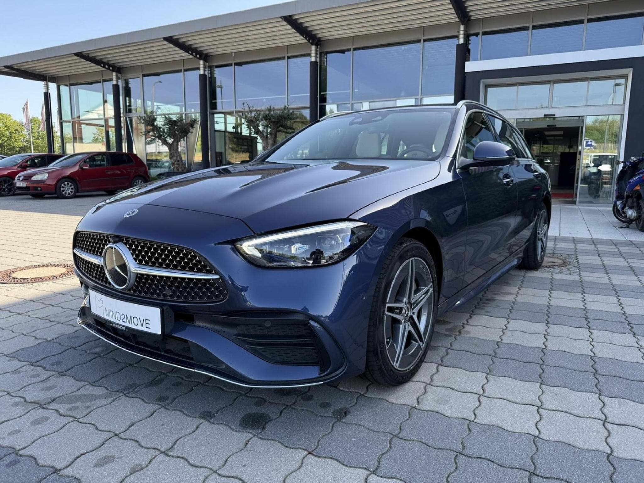 Mercedes C 300 AMG-Line (2023) - Foto 3