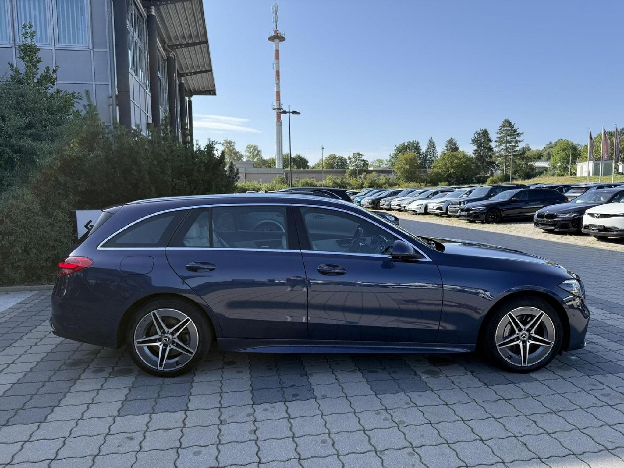 Mercedes C 300 AMG-Line (2023) - Foto 8