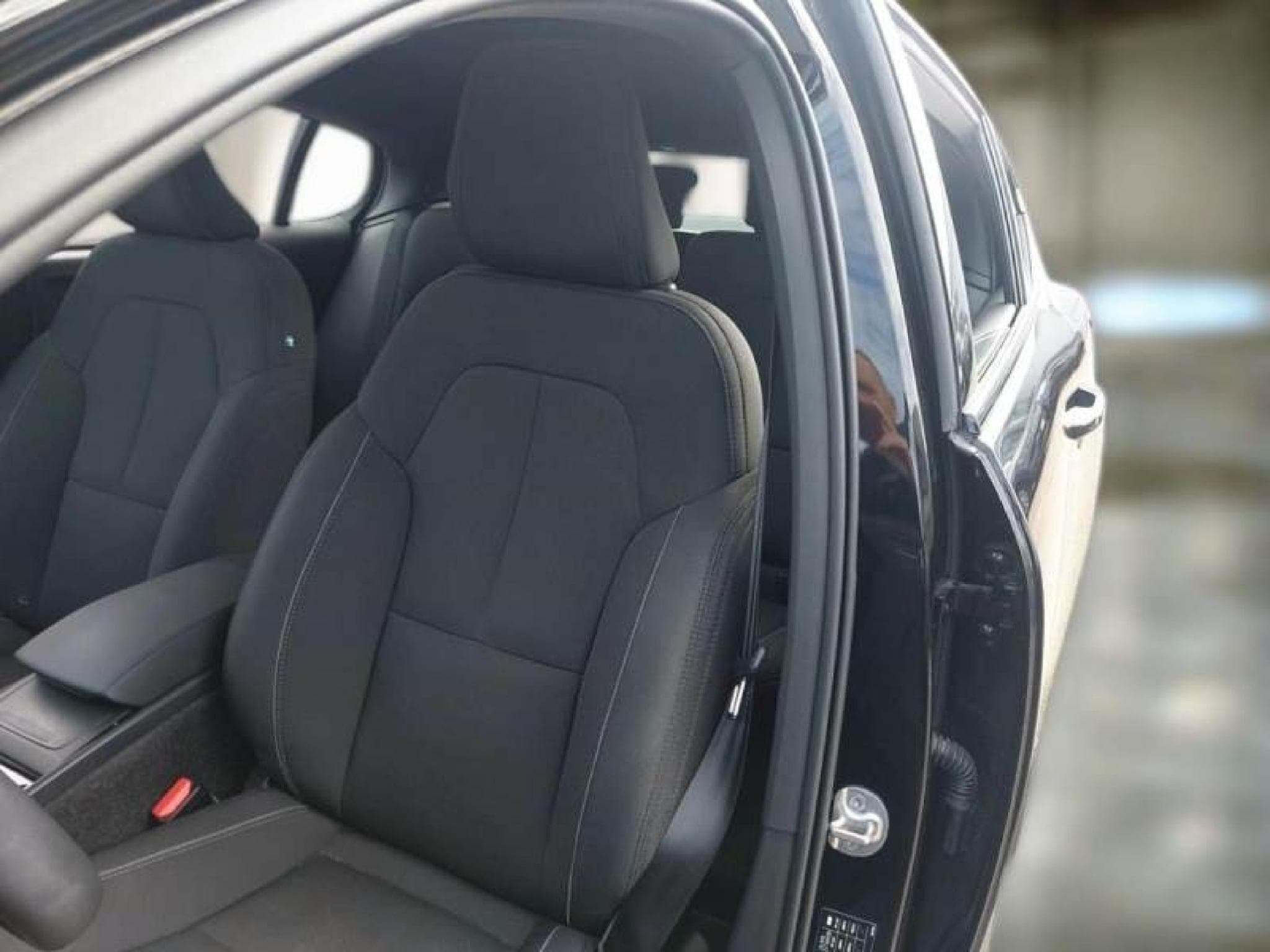 Volvo C40 Ultimate (2022) - Foto 12