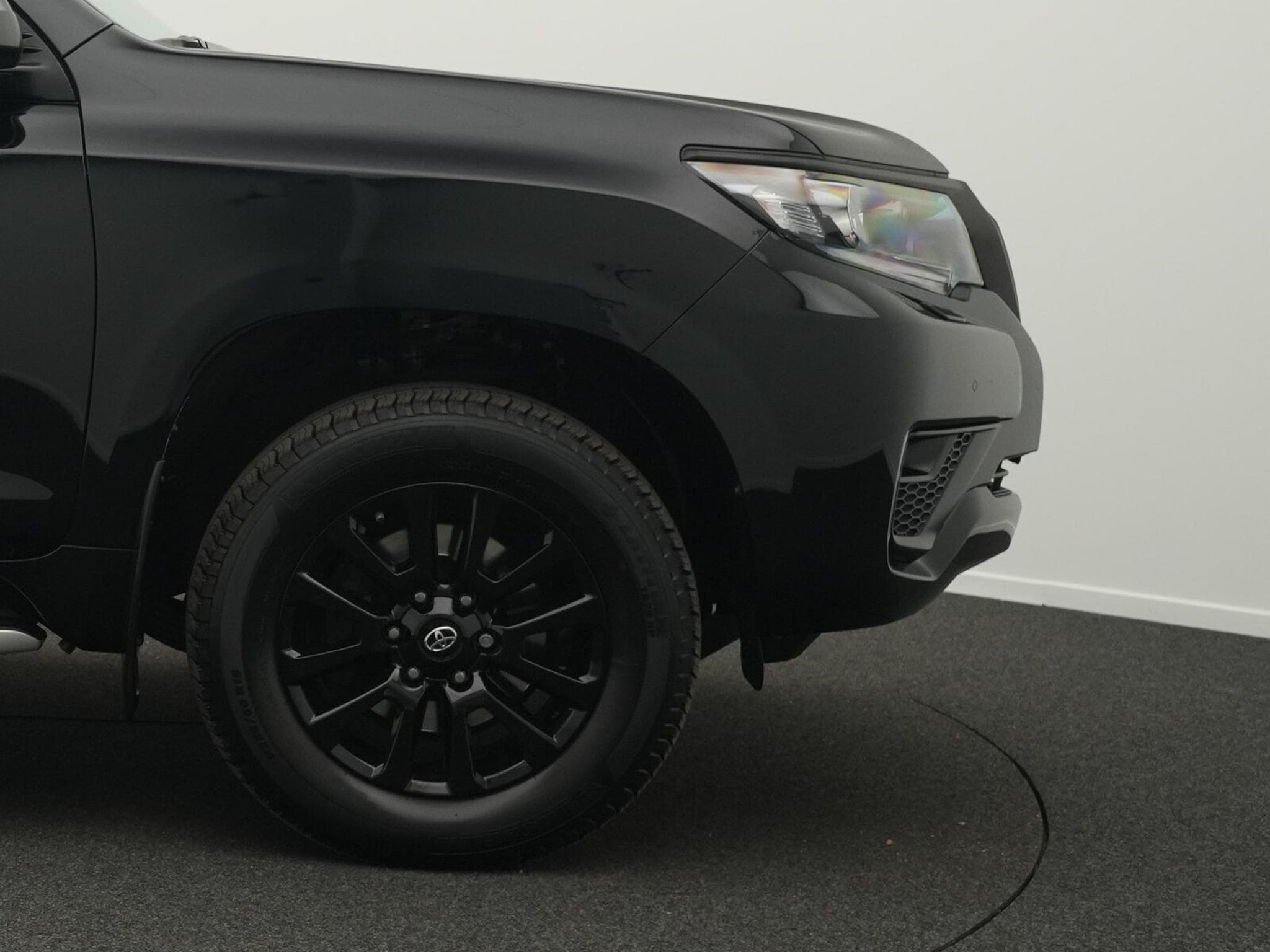 Toyota Land Cruiser 2.8 D4-D TEC-Edition (2023) - Photo 8