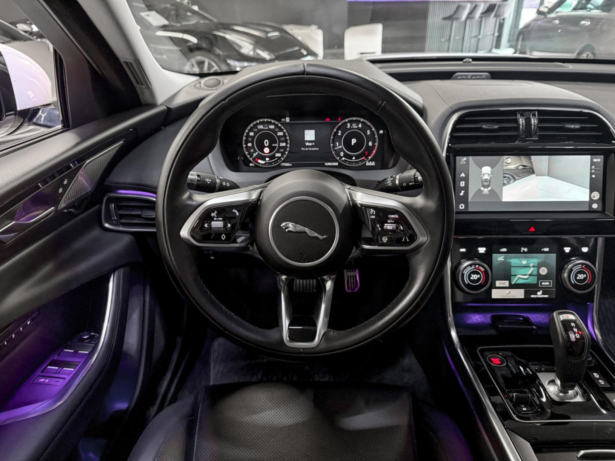Jaguar XE P300 AWD HSE (2022) - Foto 11