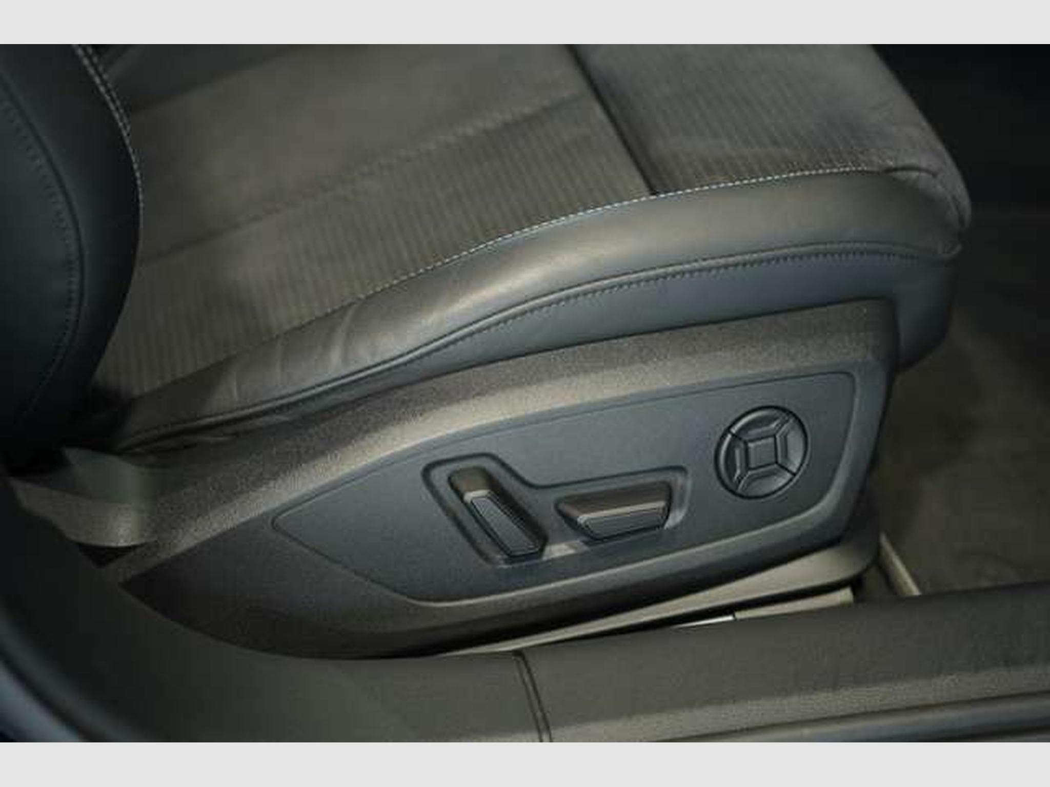 Audi A6 55 TFSI q. S line *B&O *Memory *Matrix *360° (2023) - Foto 14