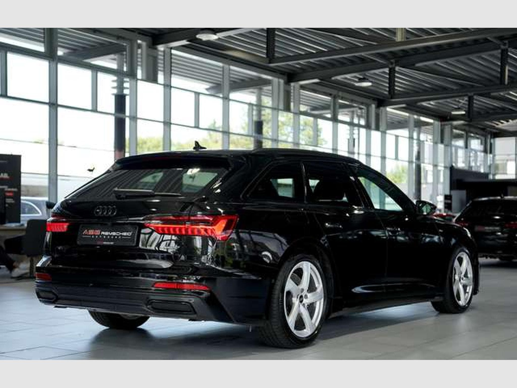 Audi A6 55 TFSI q. S line *B&O *Memory *Matrix *360° (2023) - Foto 6