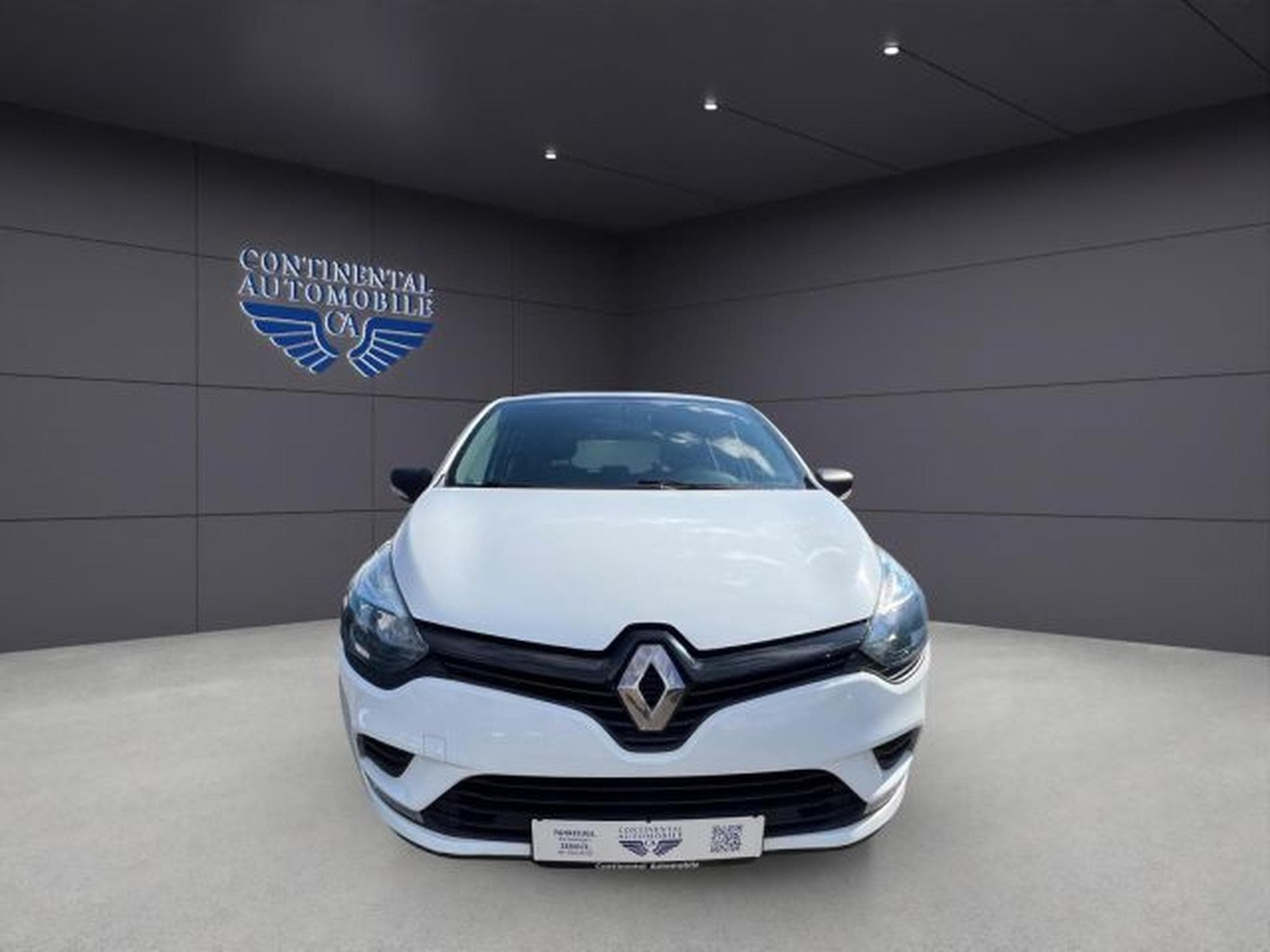 Renault Clio Clio IV Start/Stop TEMPOMAT,ESP,USB,ABS (2017) - Photo 2