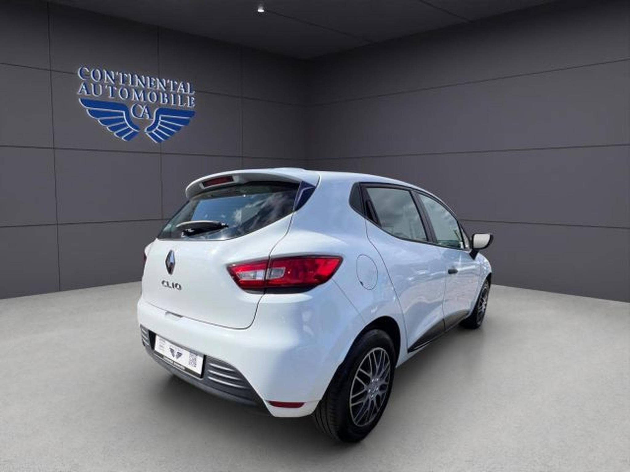 Renault Clio Clio IV Start/Stop TEMPOMAT,ESP,USB,ABS (2017) - Photo 5