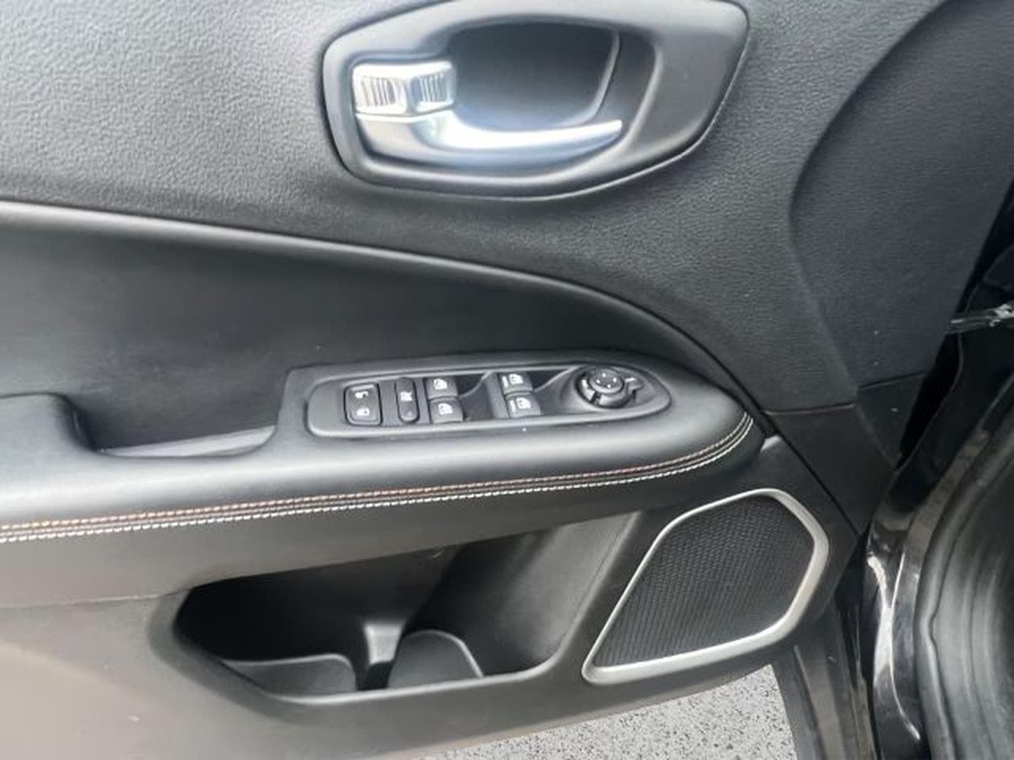 Jeep Compass Compass Longitude FWD KLIMA,NAVI,PDC,TEMPOMAT,BT (2019) - Photo 13