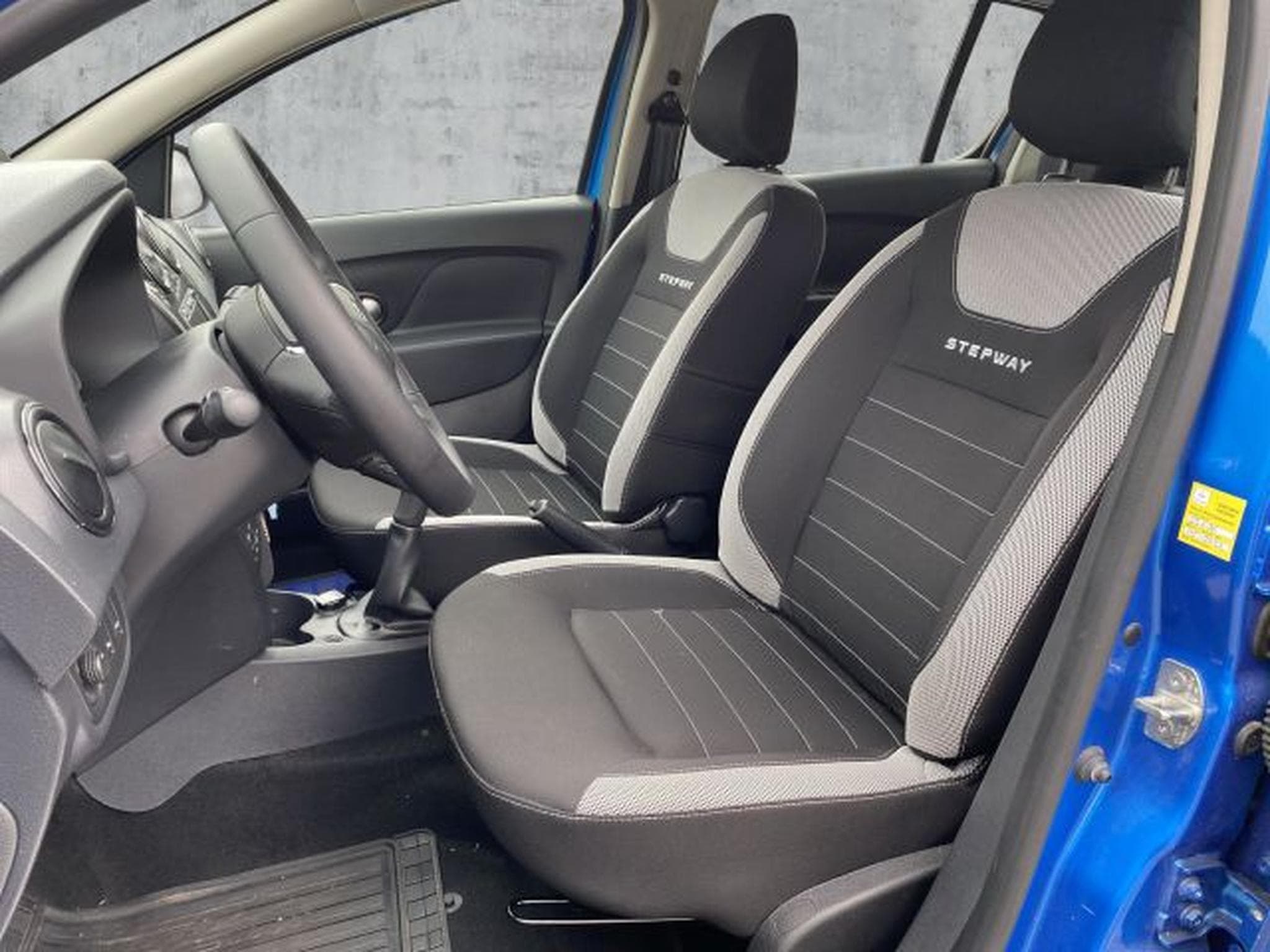 Dacia Sandero Sandero II Stepway Anniversary NAVI LED RFK SHZG (2019) - Photo 11