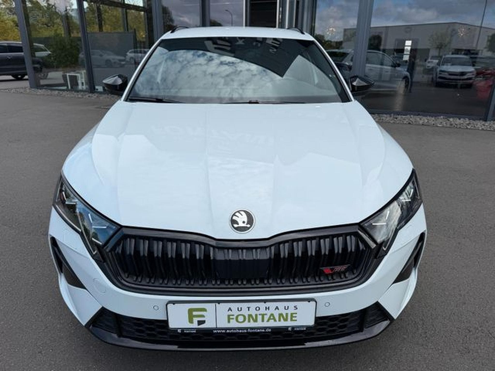 Skoda Octavia Octavia Kombi 2.0TSI RS 19" Virtual Facelift ACC (2024) - Photo 3