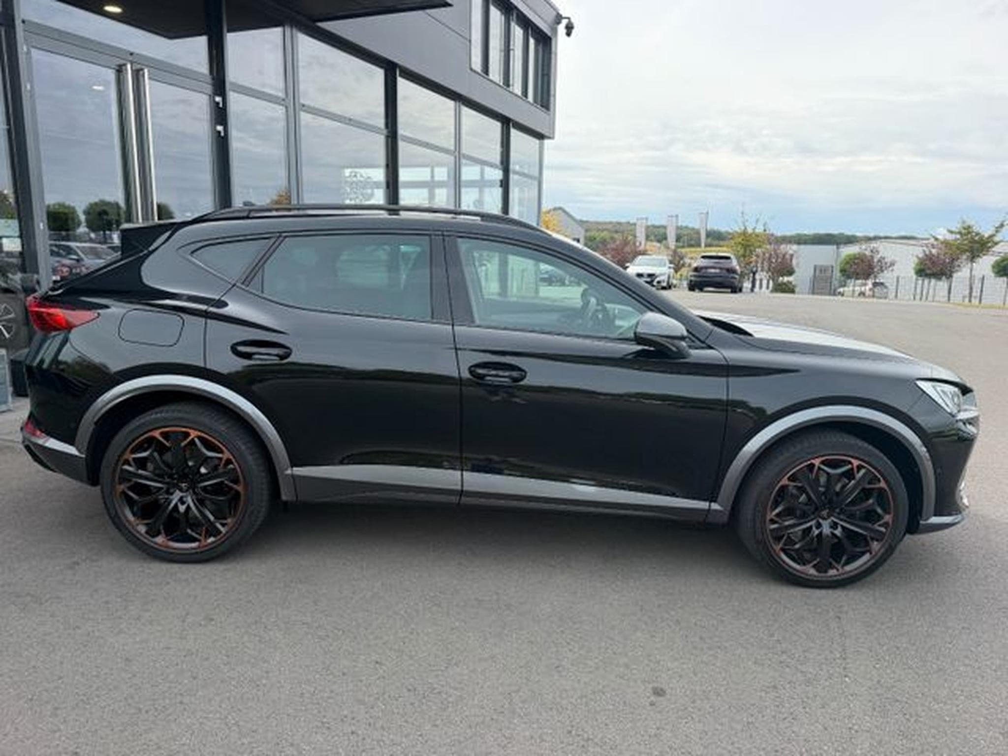 Cupra Formentor Formentor VZ 4Drive 19"DCC Leder Lenkradhz. ACC (2023) - Photo 5