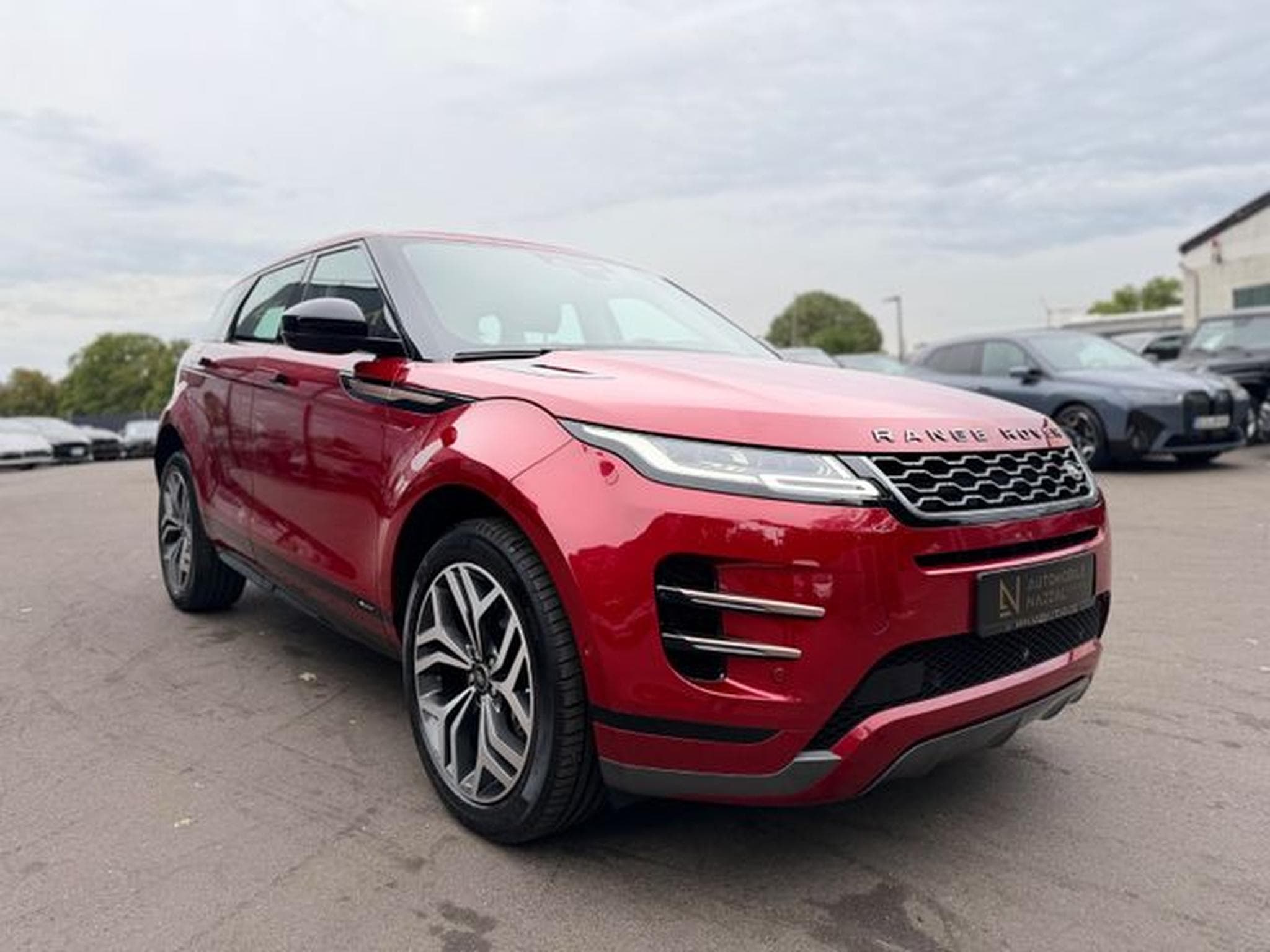 Land-Rover Range Rover Evoque RANGE ROVER EVOQUE R-DYNAMIC HSE HYBRID*1.HAND* (2021) - Photo 4