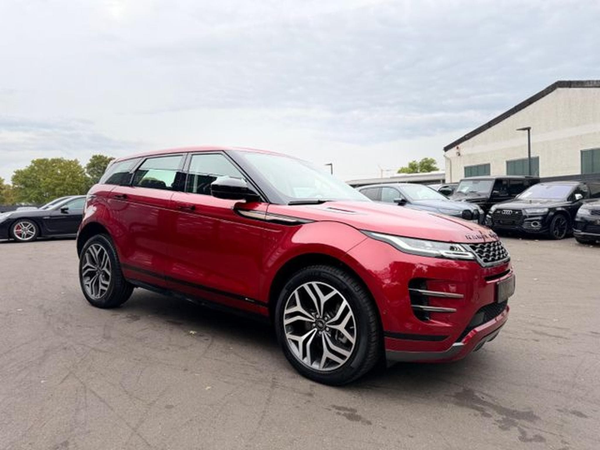 Land-Rover Range Rover Evoque RANGE ROVER EVOQUE R-DYNAMIC HSE HYBRID*1.HAND* (2021) - Photo 5