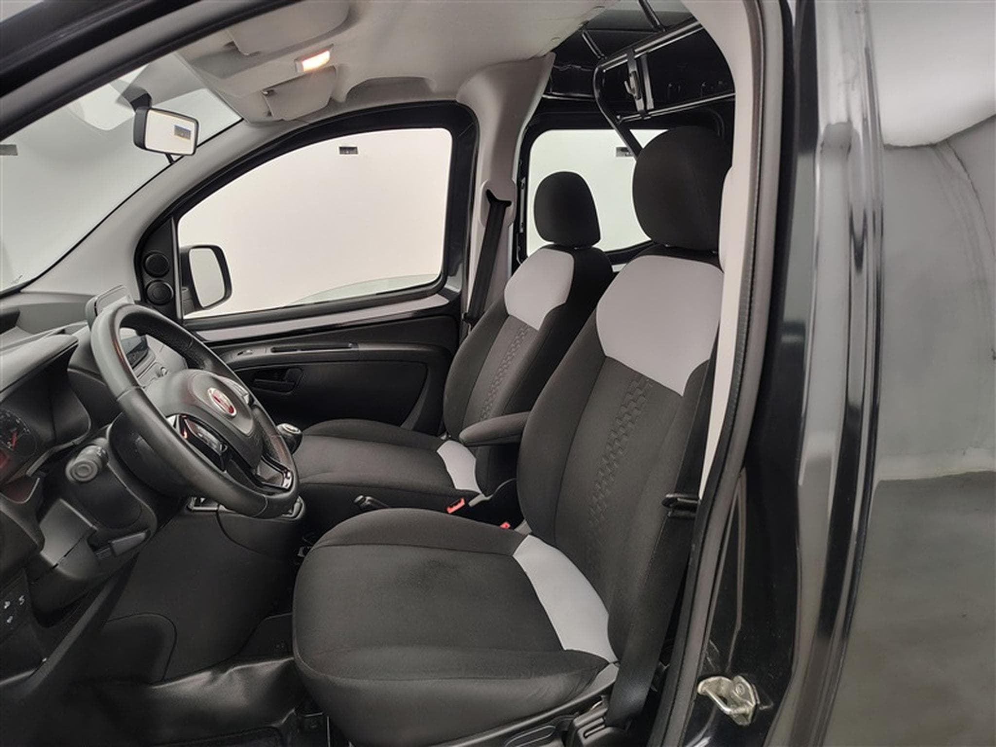 Fiat Fiorino 1.3 Multijet Base Ecojet (EU6.2) (2021) - Photo 7