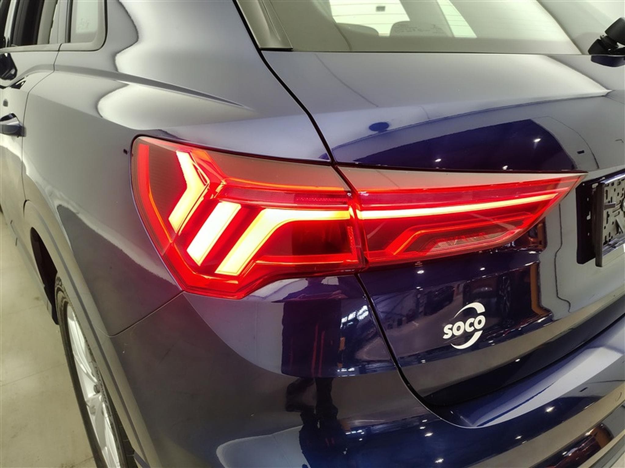 Audi Q3 PHEV 45 TFSIe S-Tronic S-Line NAVI / CAMERA / TO PANO (2021) - Photo 16