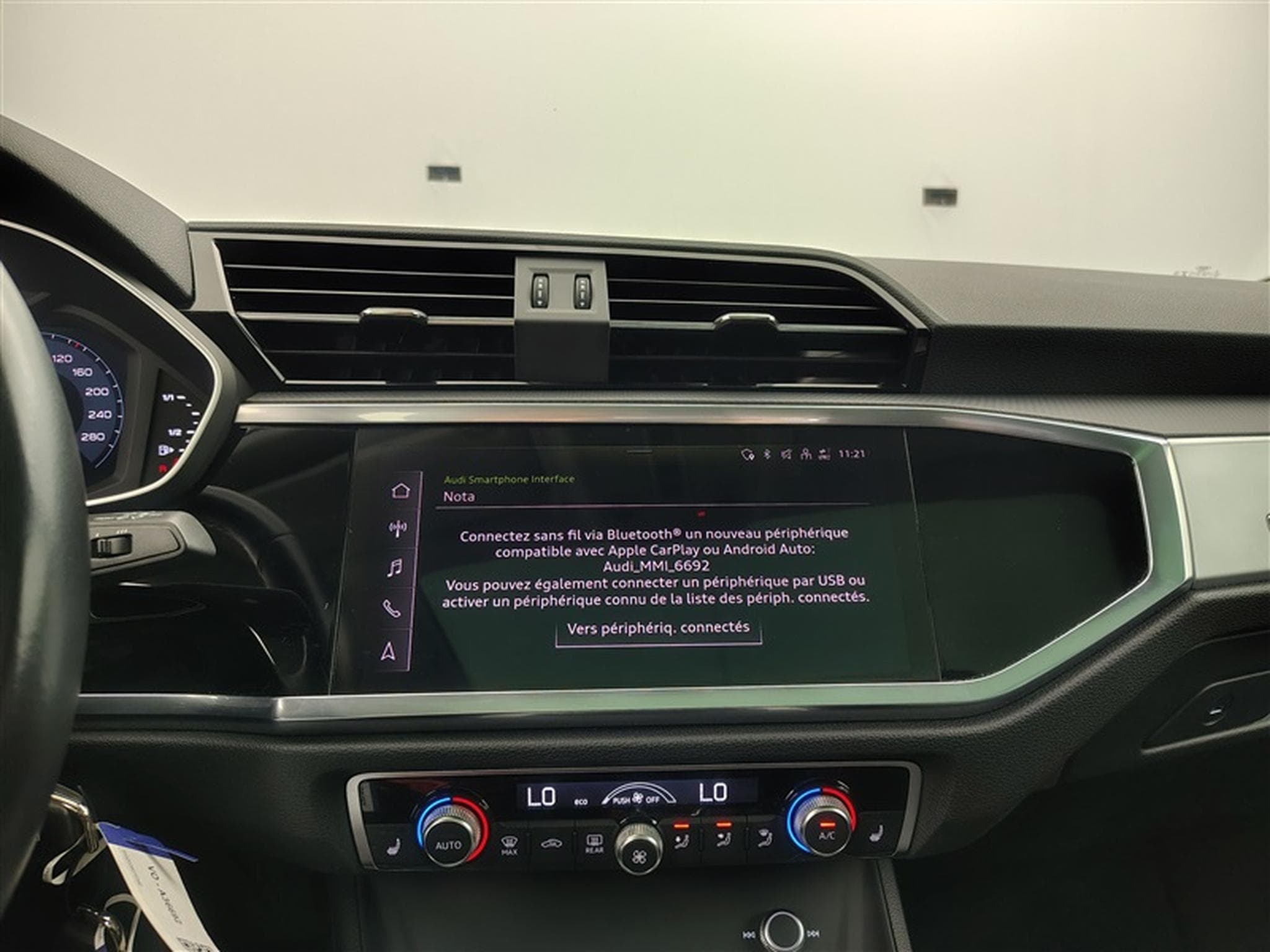 Audi Q3 PHEV 45 TFSIe S-Tronic S-Line NAVI / CAMERA / TO PANO (2021) - Photo 21