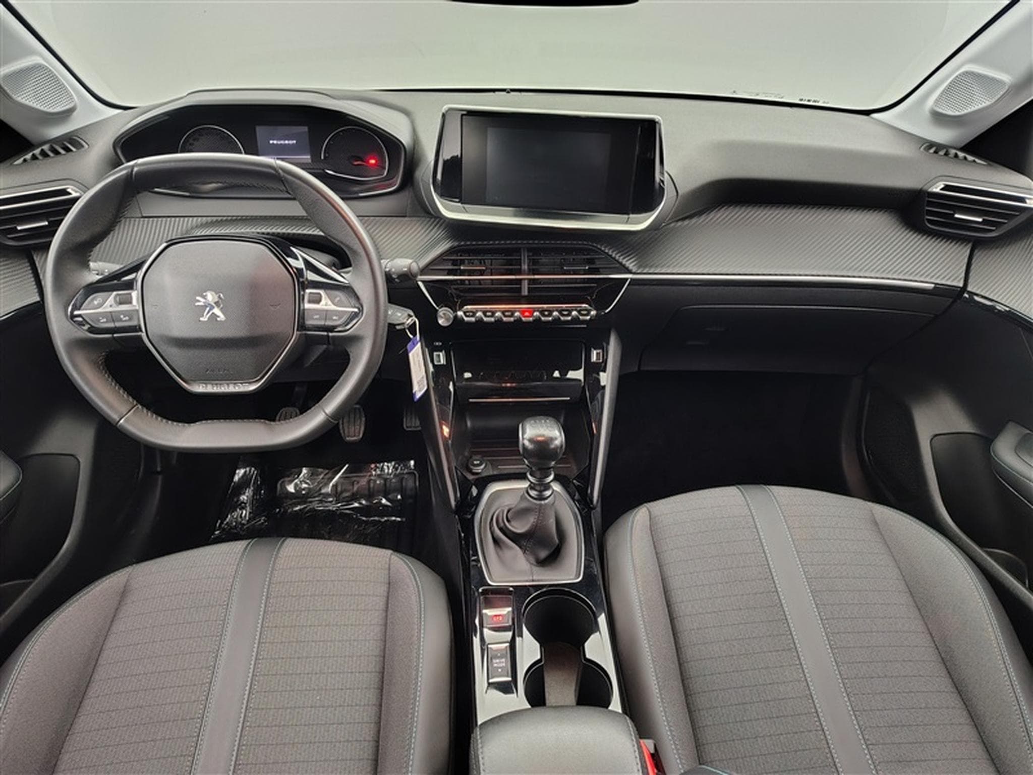 Peugeot 208 1.2i PureTech Allure CARPLAY / S-CUIR / CLIM / FULL LED (2022) - Photo 8