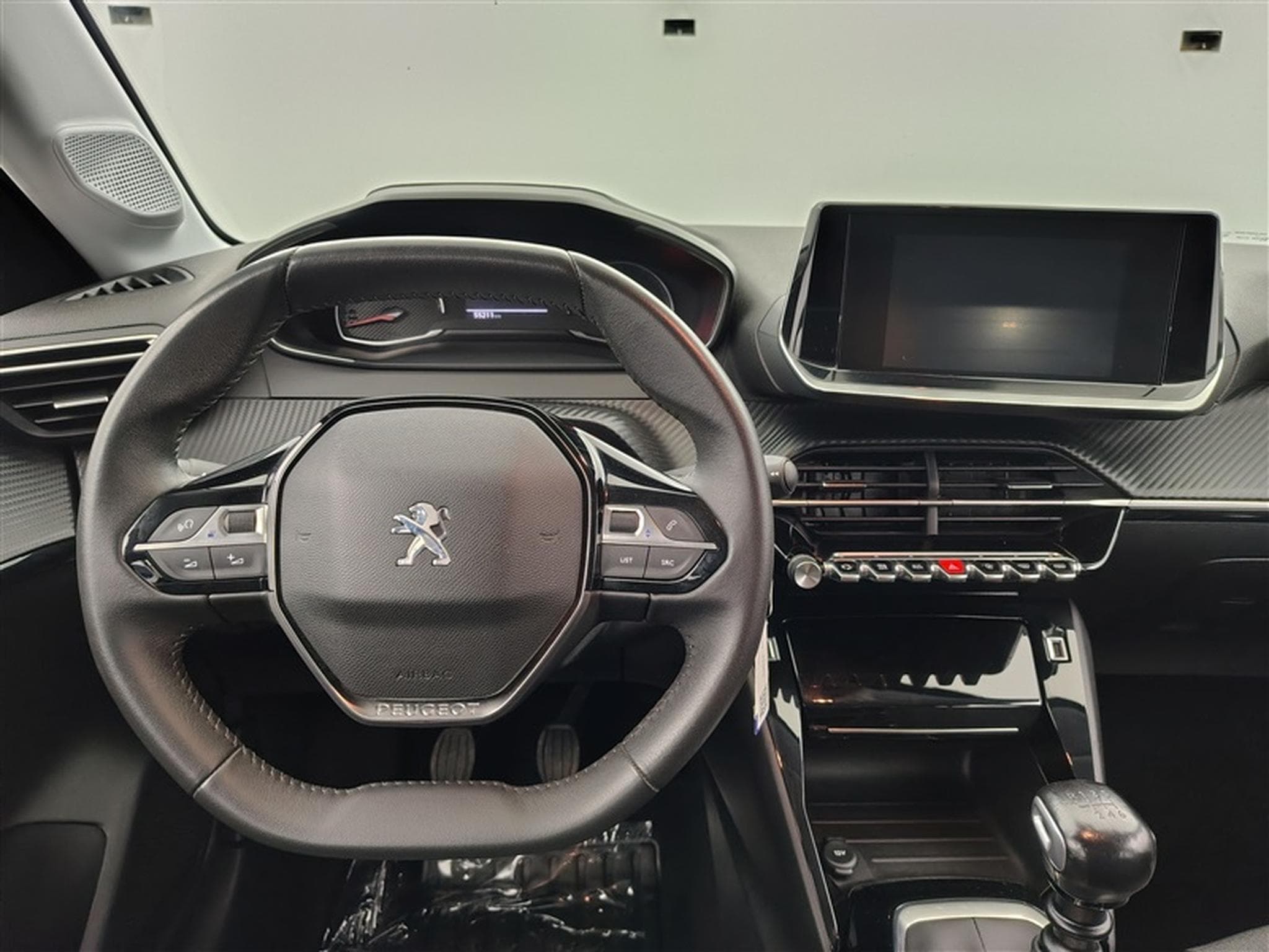 Peugeot 208 1.2i PureTech Allure CARPLAY / S-CUIR / CLIM / FULL LED (2022) - Photo 9