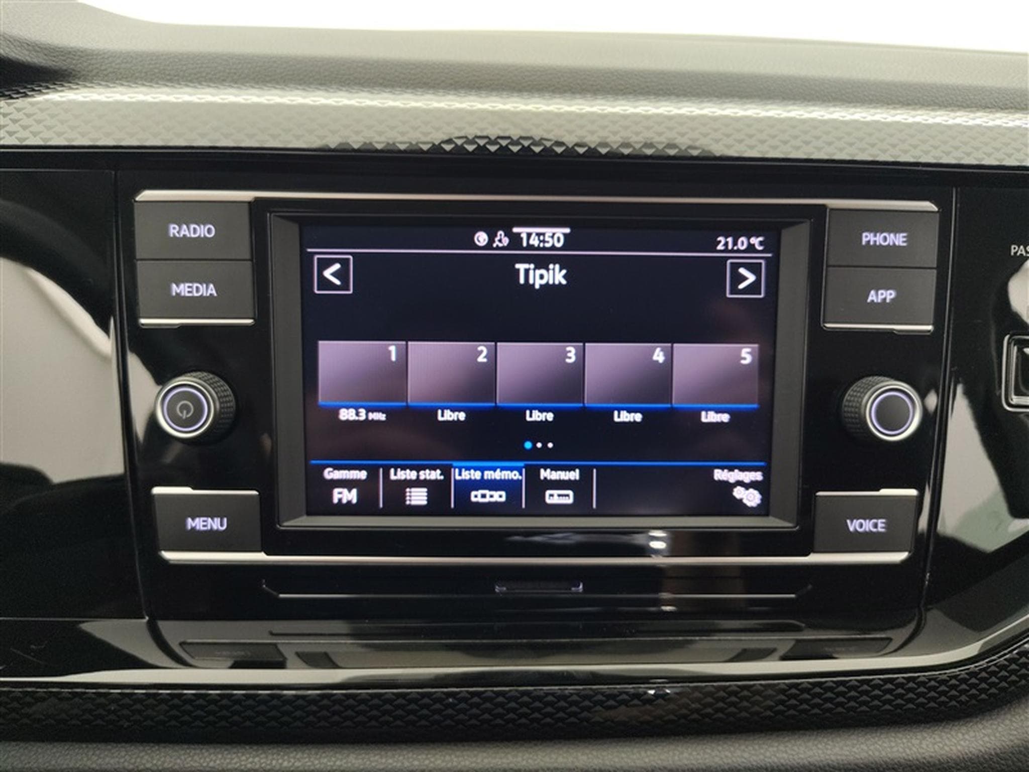 VW Polo Polo 1.0 TSI Life  Navi Cockpit / Led / PDC av+ar (2024) - Photo 11