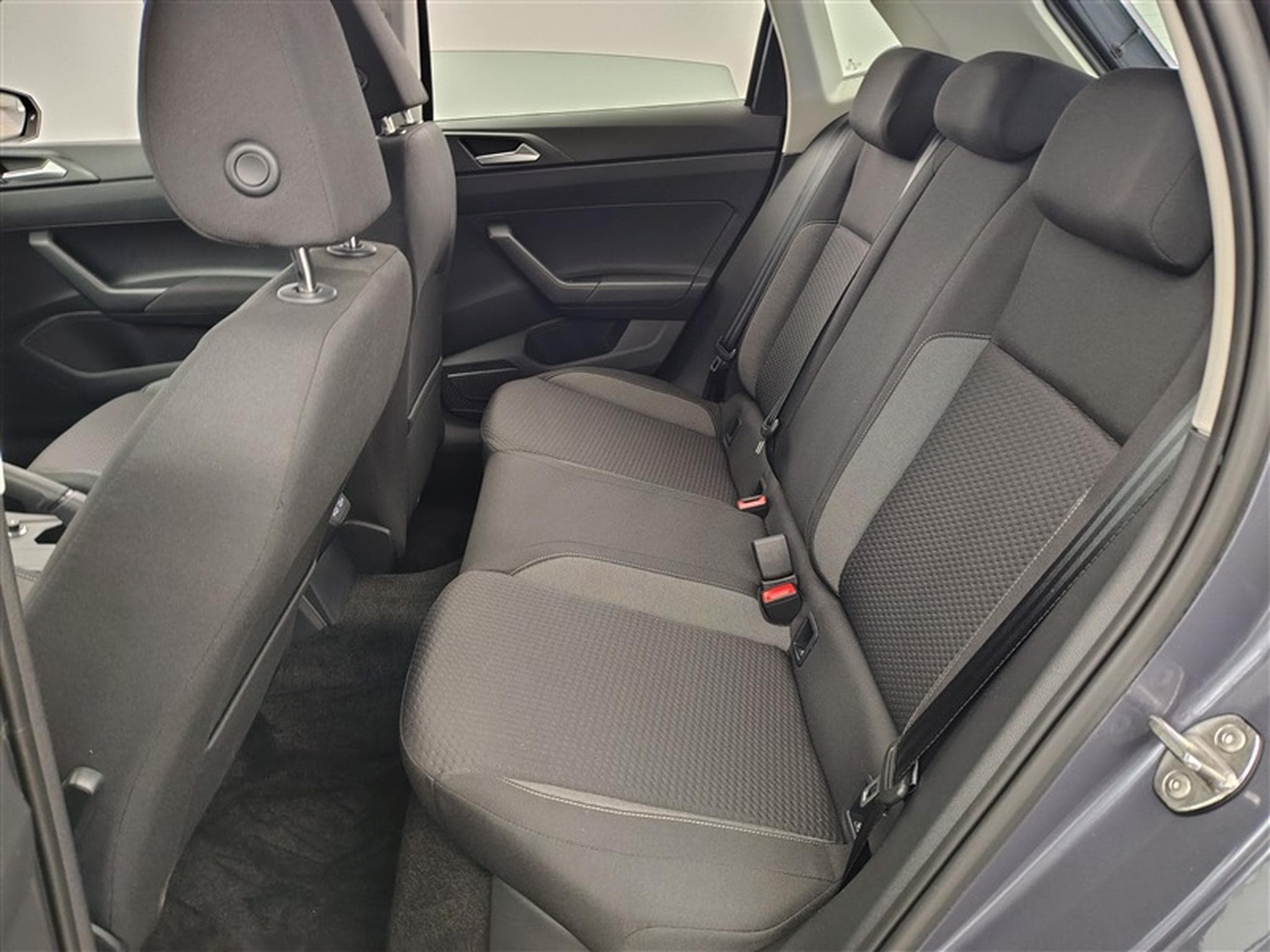 VW Polo Polo 1.0 TSI Life  Navi Cockpit / Led / PDC av+ar (2024) - Photo 13