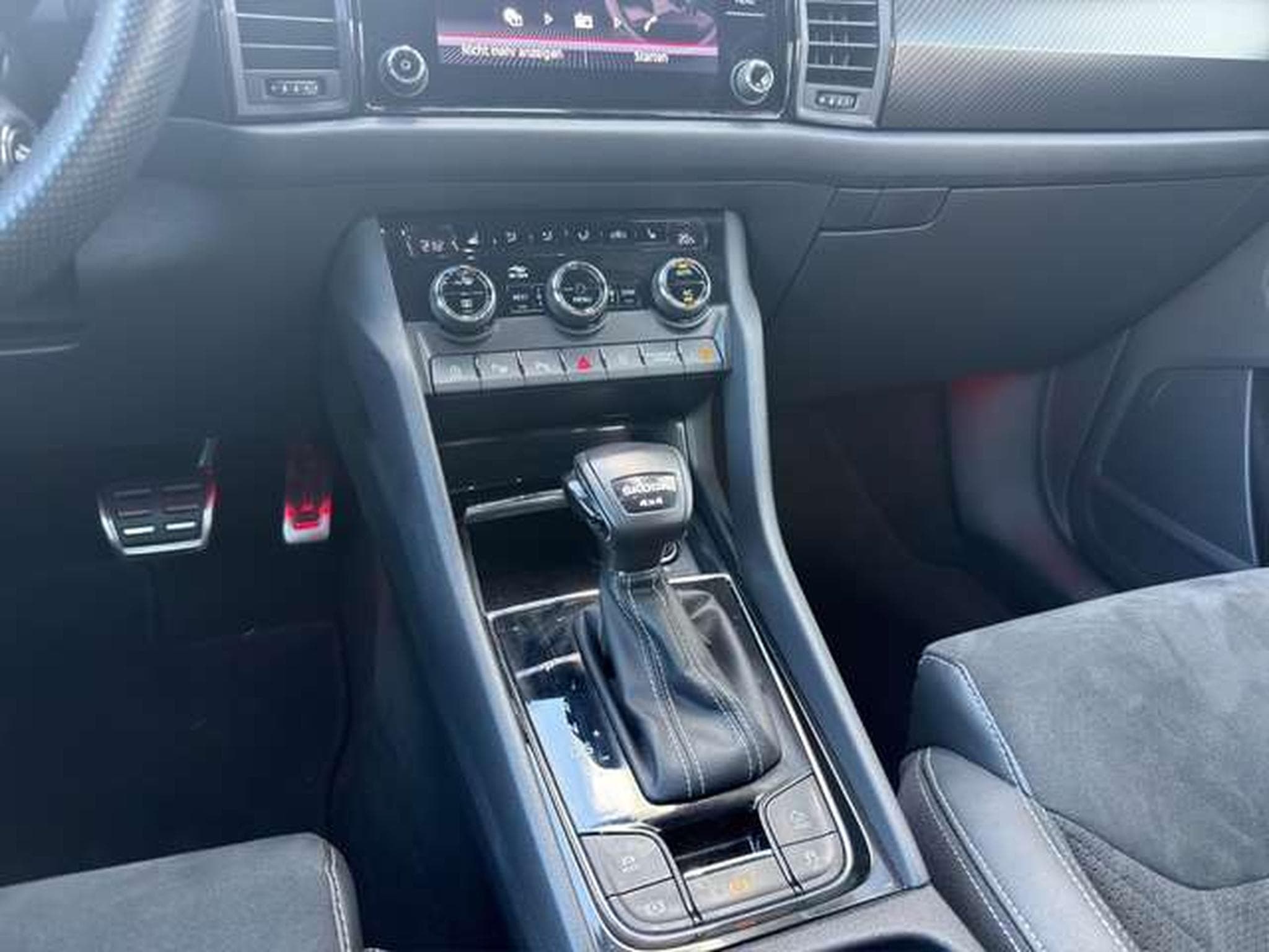 Skoda Kodiaq Sportline 4x4/7-Sitze/ACC/Side-Assist/Nav (2023) - Photo 14