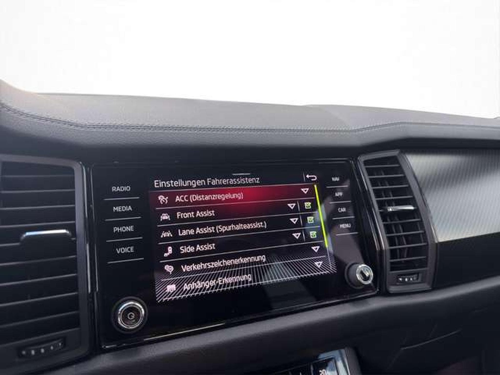Skoda Kodiaq Sportline 4x4/7-Sitze/ACC/Side-Assist/Nav (2023) - Photo 20