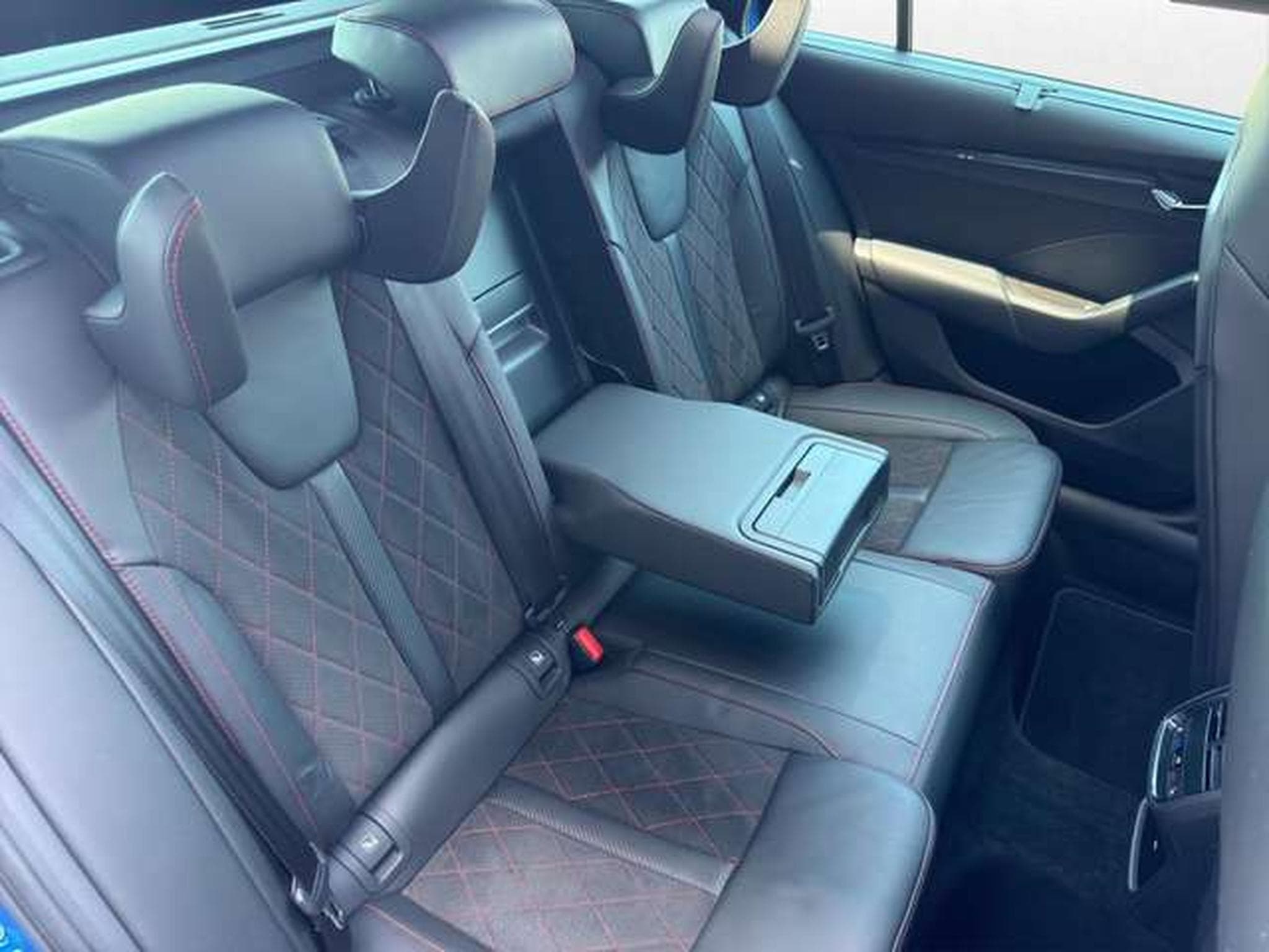 Skoda Octavia Combi RS/360°/Canton/AHK/Standhzg (2023) - Photo 12