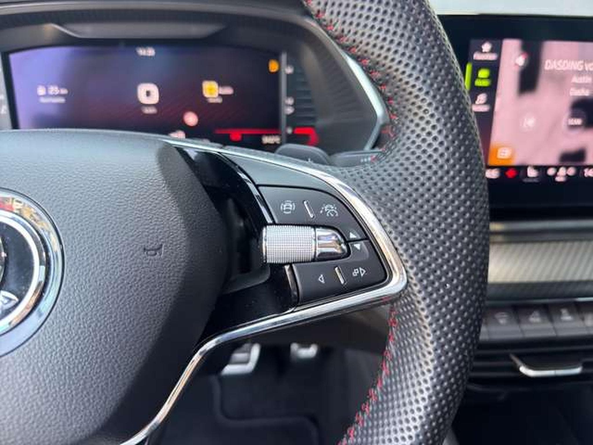 Skoda Octavia Combi RS/360°/Canton/AHK/Standhzg (2023) - Photo 25
