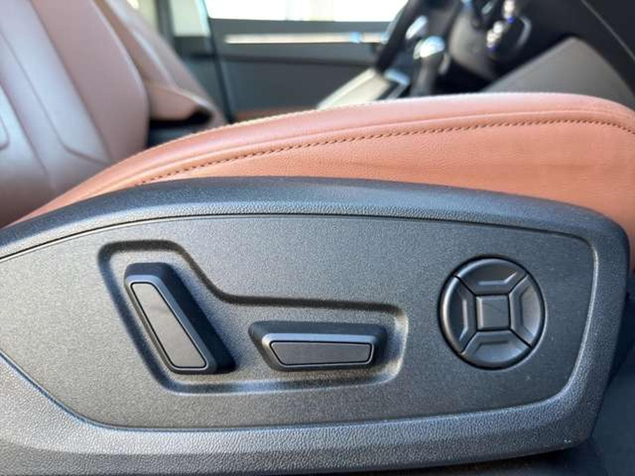 Audi Q3 40 TDI quattro S line/Leder/LED/Navi/AHK (2023) - Photo 25