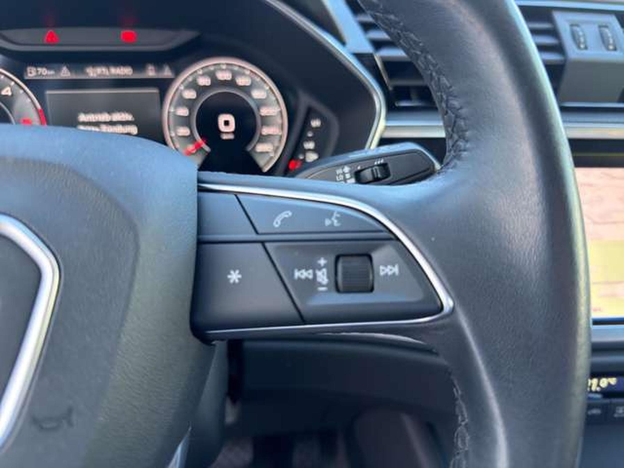 Audi Q3 40 TDI quattro S line/Leder/LED/Navi/AHK (2023) - Photo 28