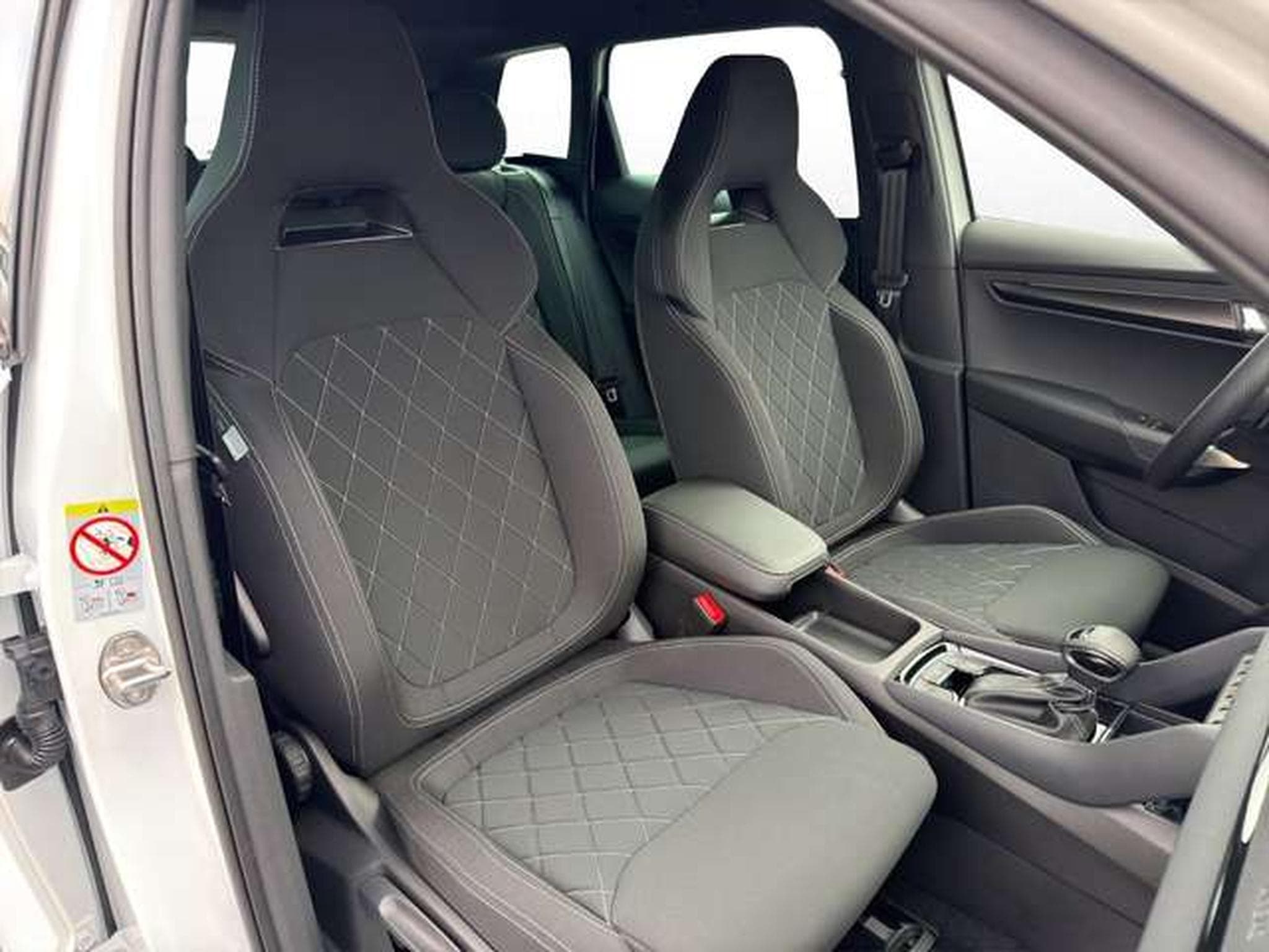 Skoda Karoq Sportline 1.5 DSG/ACC/AHK/FHZ/5-J Garantie (2026) - Photo 15