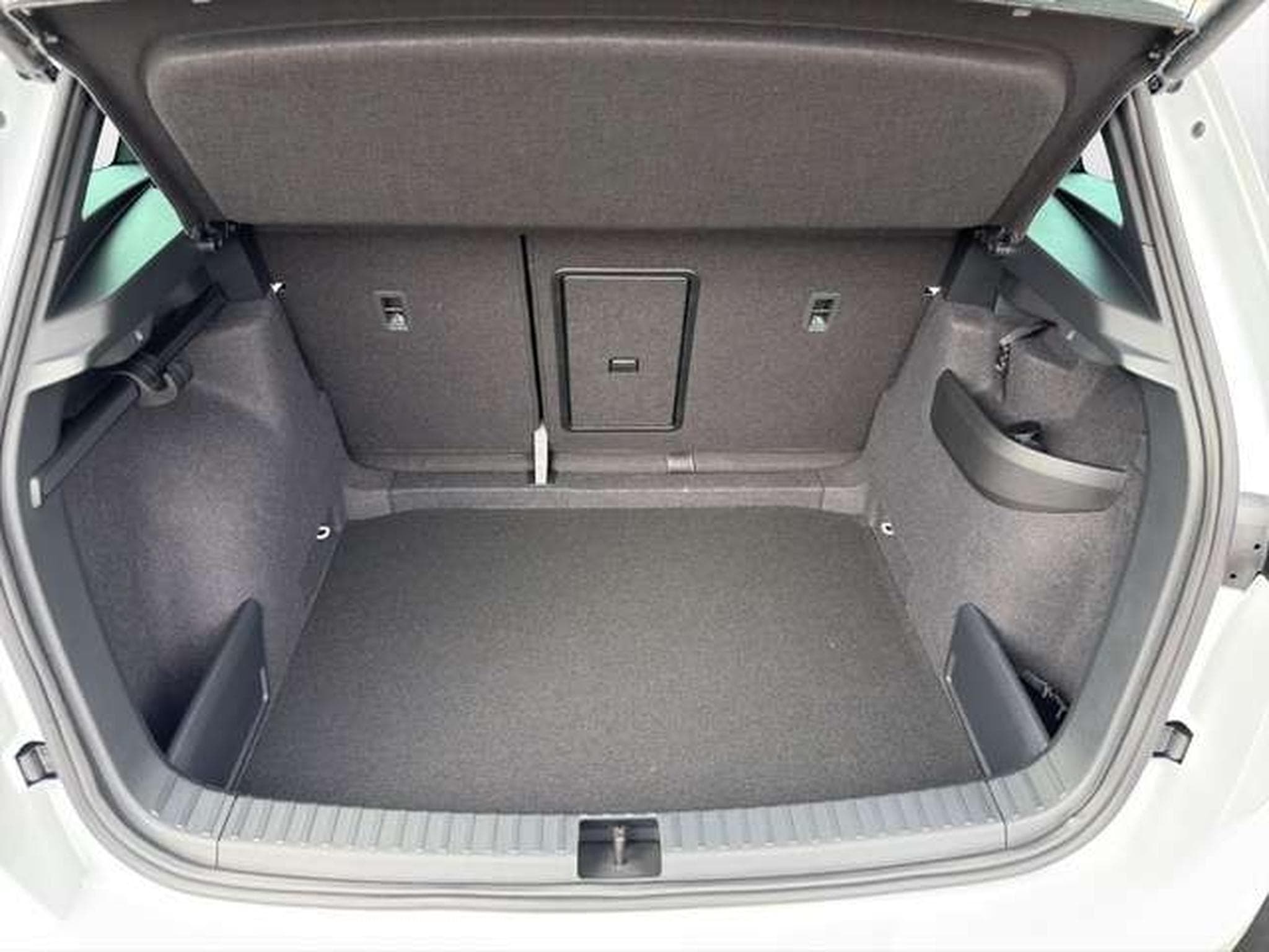Skoda Karoq Sportline 1.5 DSG/ACC/AHK/FHZ/5-J Garantie (2026) - Photo 29